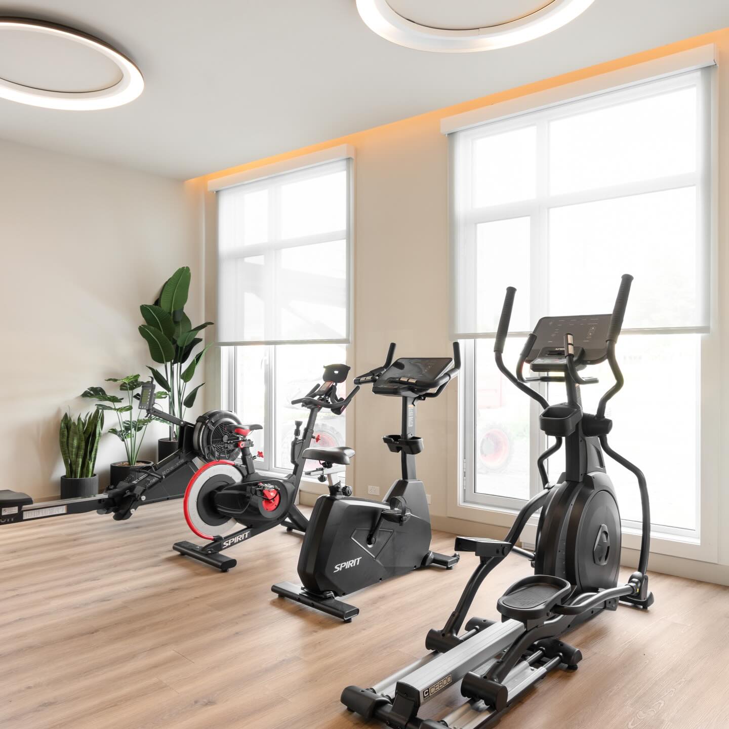 Blinds and shades aren’t room-specific — They’re function-specific.
Light control, privacy, everyday comfort.
If a room has windows, it could use OUR TOUCH 🪄🪟✨
Reach out to us to book a consult 📞
#MTLBlinds
#WindowTreatmentsMontreal
#MontrealInteriors
#InteriorDesignMTL
#HabillageDeFenêtres