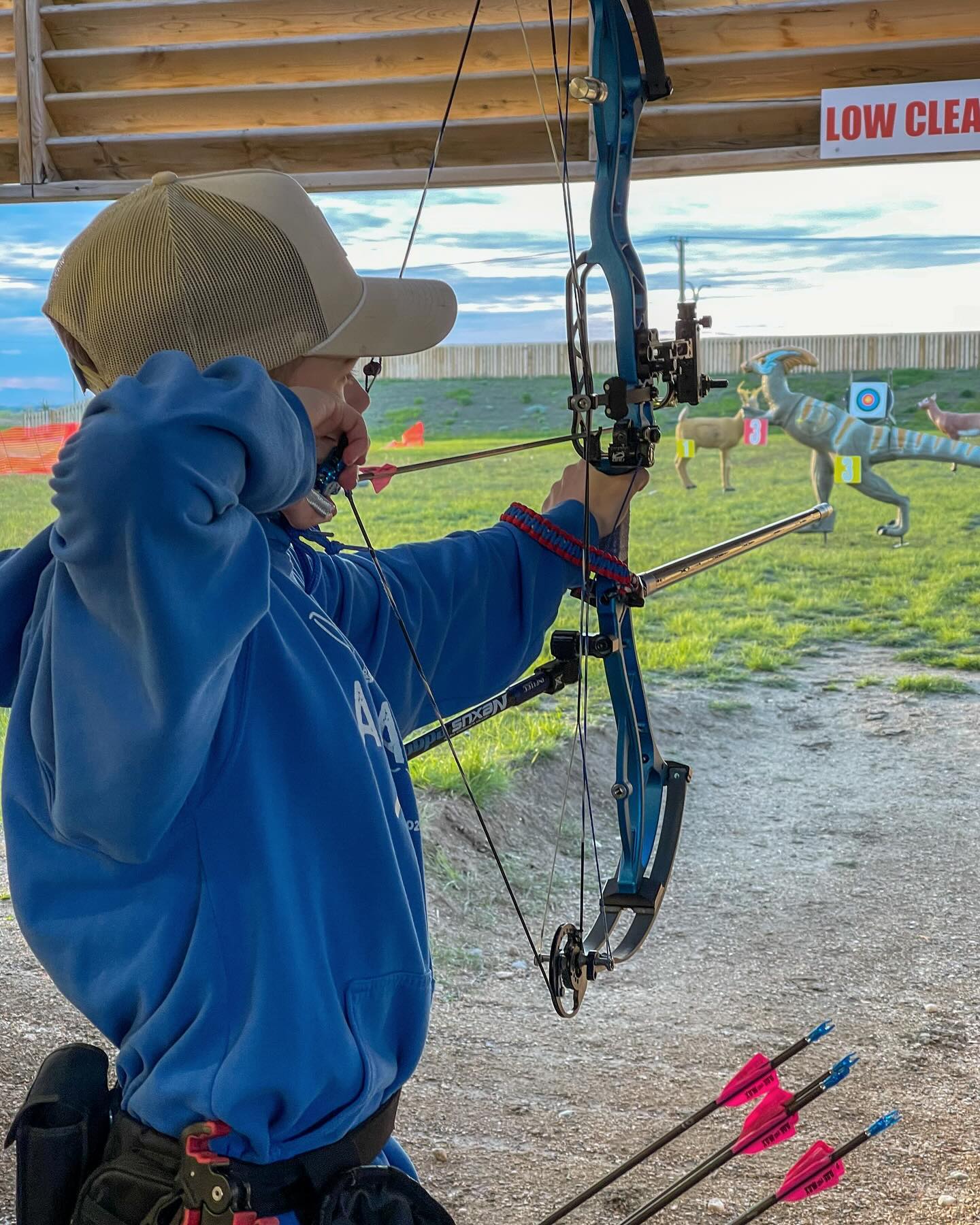 Tonight is week 3 of our outdoor 3D league. It’s not too late to start if you haven’t come out yet. We’ve got spots for all ages and all bow types!
*must have SWF range pass and membership*