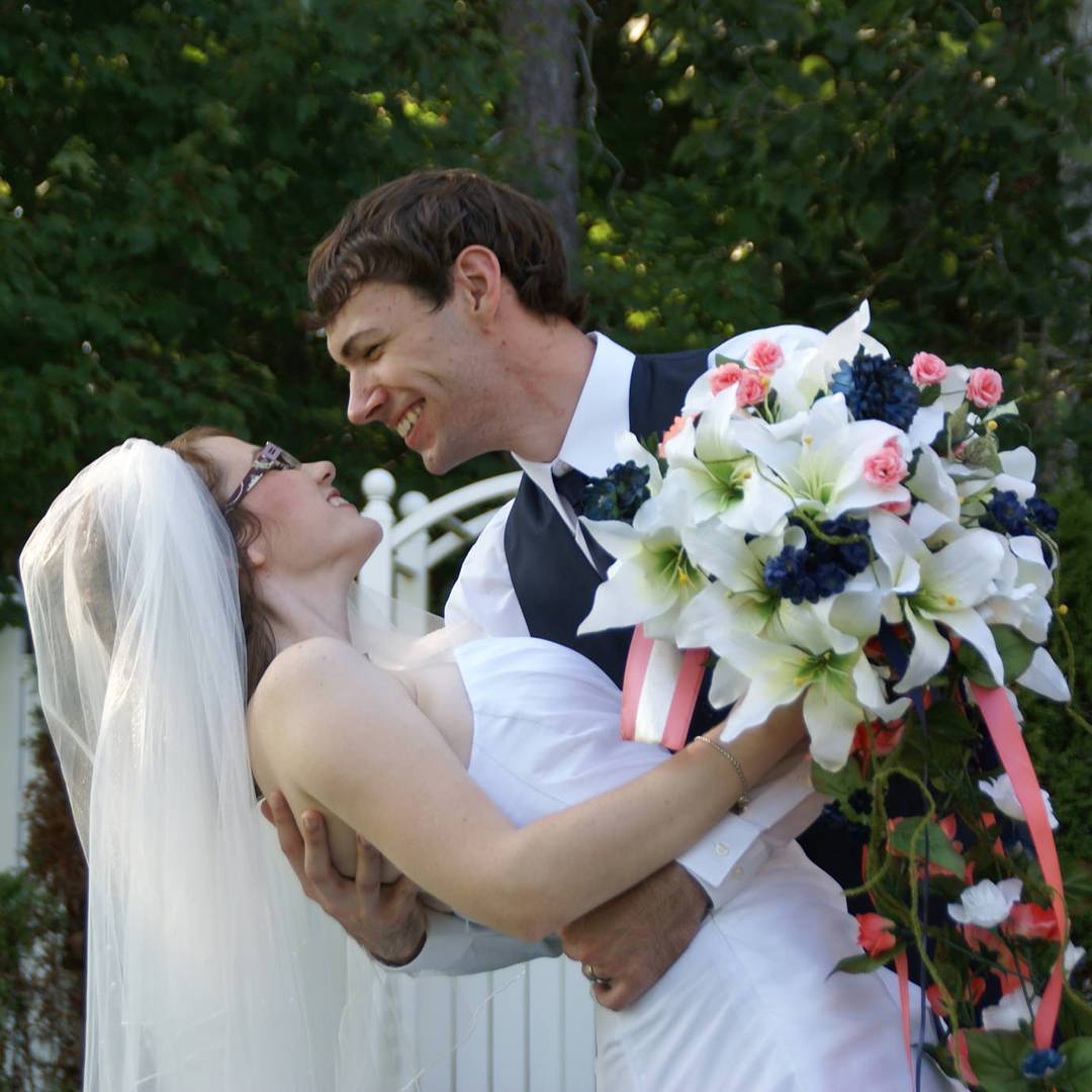 Happy 1st Anniversary Matt and Morganne Farley! #oneyear #anniversary #weddingvenue #meadowbrookreception #meadowbrookwedding
