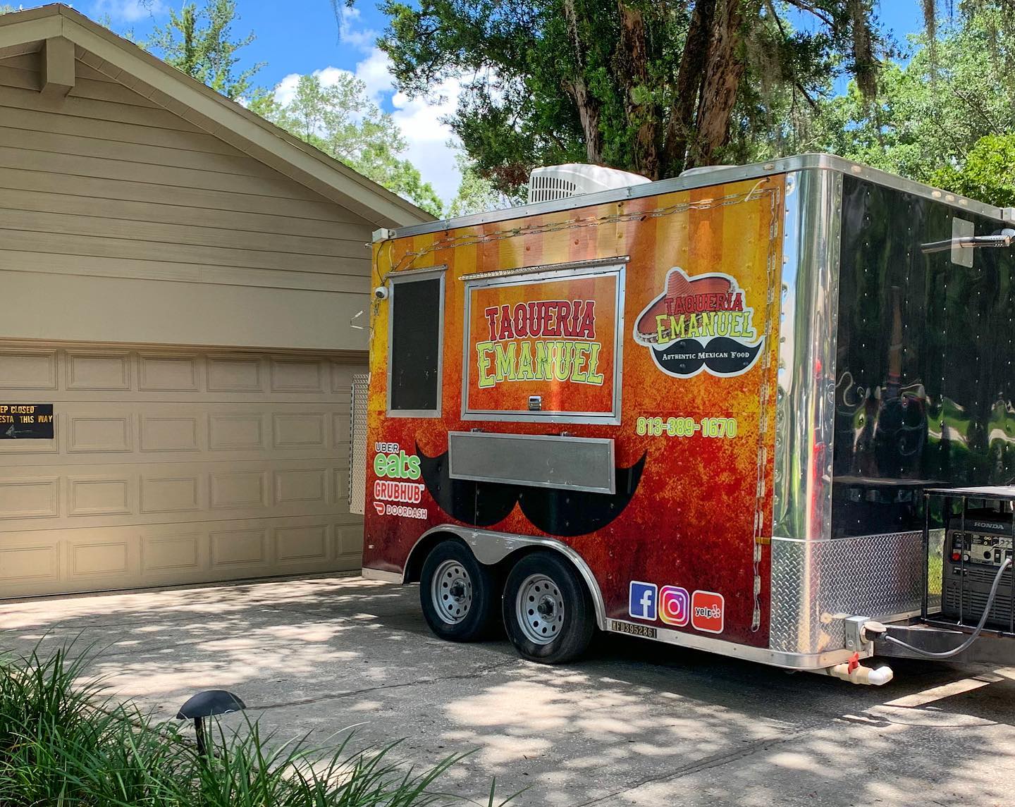 Our food truck is perfect for any occasion - send us a DM for more information! 🤳
___________________________________
Nuestro camión es perfecto para cualquier ocasión - envíenos un mensaje para mas información 🤳
#TaqueriaEmanuel
