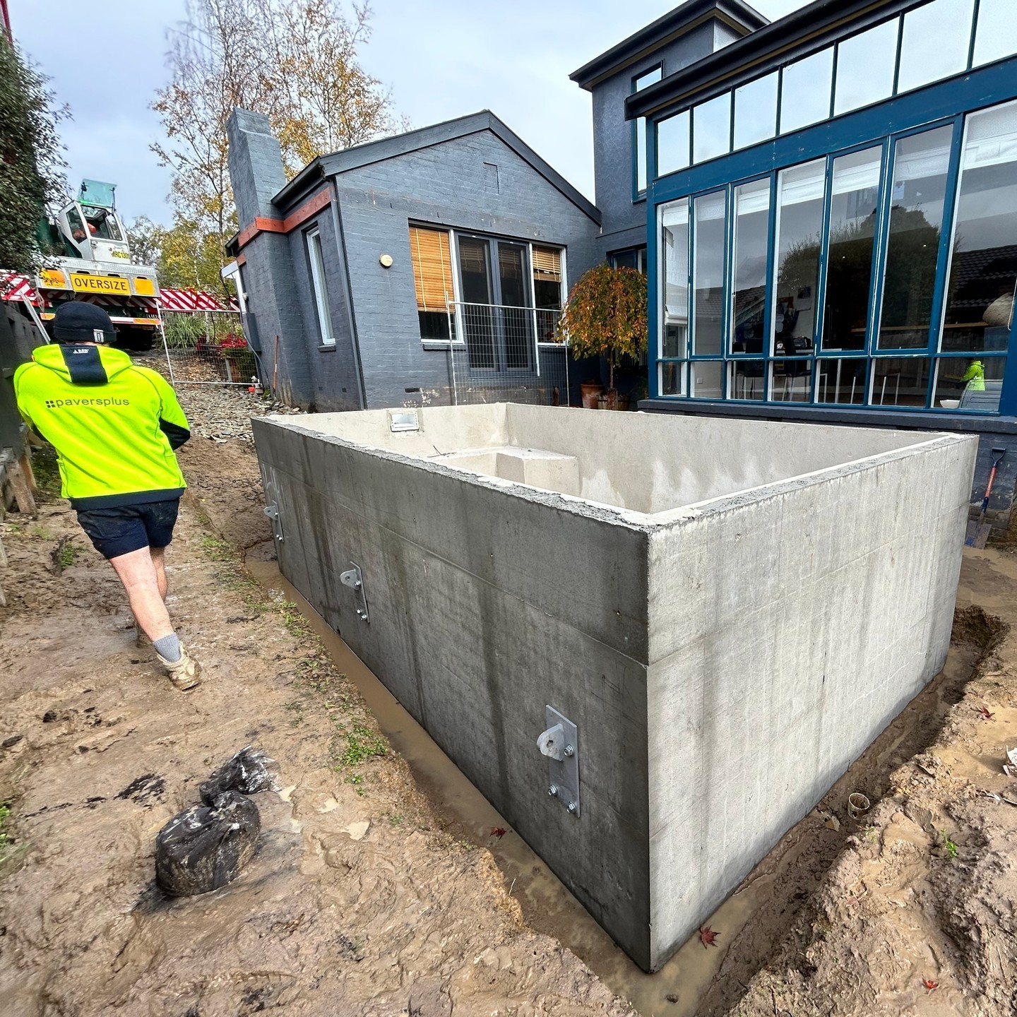 Building dreams, one plunge pool at a time! ✨
Our dedicated team is hard at work installing a brand new plunge pool for our client in Croydon 📍
Witness the transformation as we bring this 5m x 3m concrete shell to life!
Stay tuned for more updates 👀
#plungepool #poolshell #poolinstallation #poolinstall #workinprogress #pool #swimmingpool #staytuned #poolinspo #croydon #plungepoolsplus