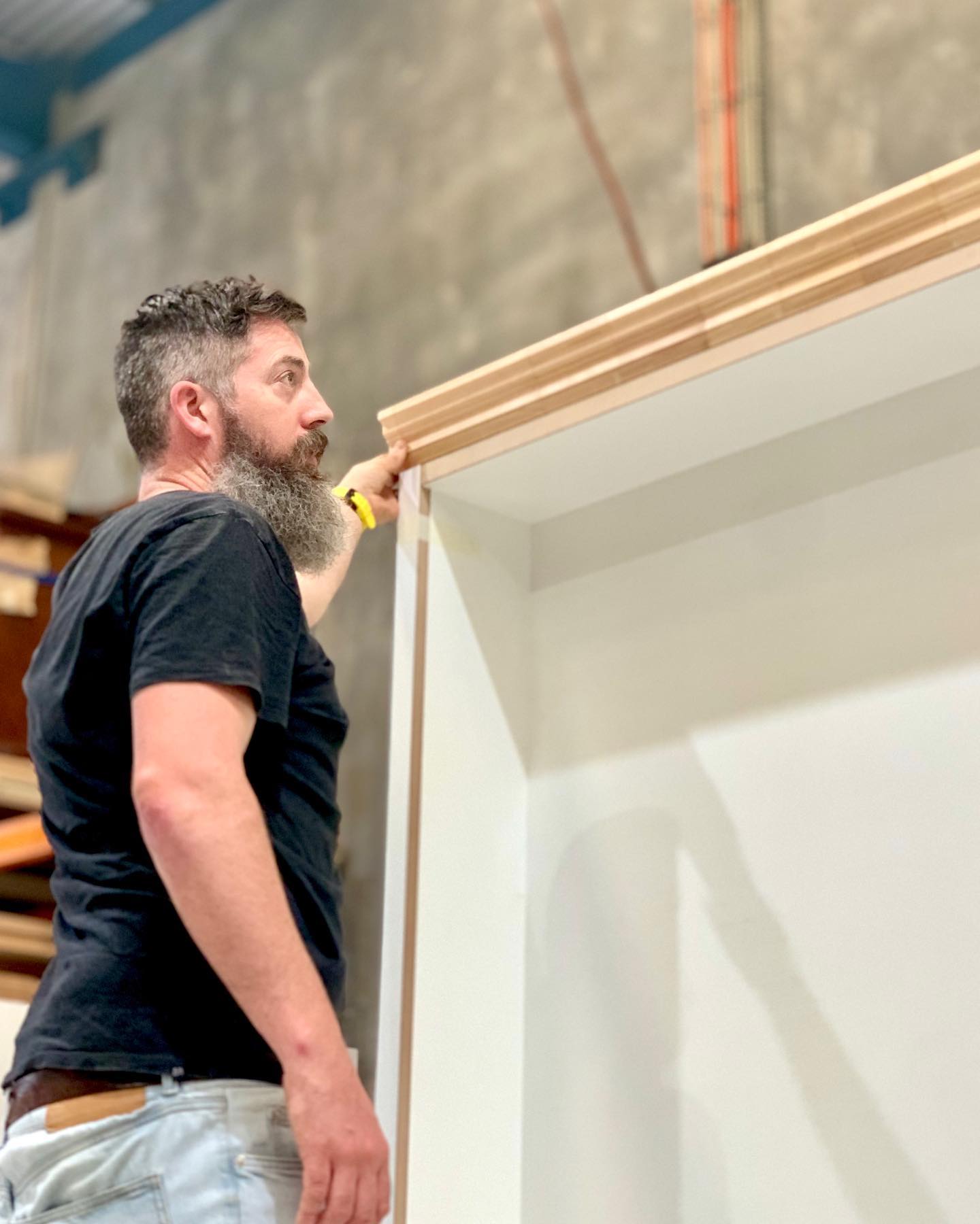 David, our hairy head honcho @thecabinetmakingco
Have you been privy to his bad jokes yet? 😂😂😂
#kitchendesigner #kitchendesigns
#randwick #sydneyinteriors #sydneyinteriordesign #sydneyhomes #sydneykitchens #sydneyinteriordesigner #homedecorlove #kitchenreno #kitchenremodeling #kitchenadventures #whitekitchen #sydneylocal #sydneyluxuryhomes #sydneyarchitecture #australianinteriors #australianhomes #australianhouseandgarden #maroubra #coogee #malabar #brontebeach #northernbeachessydney #sydneymums #sydneymum