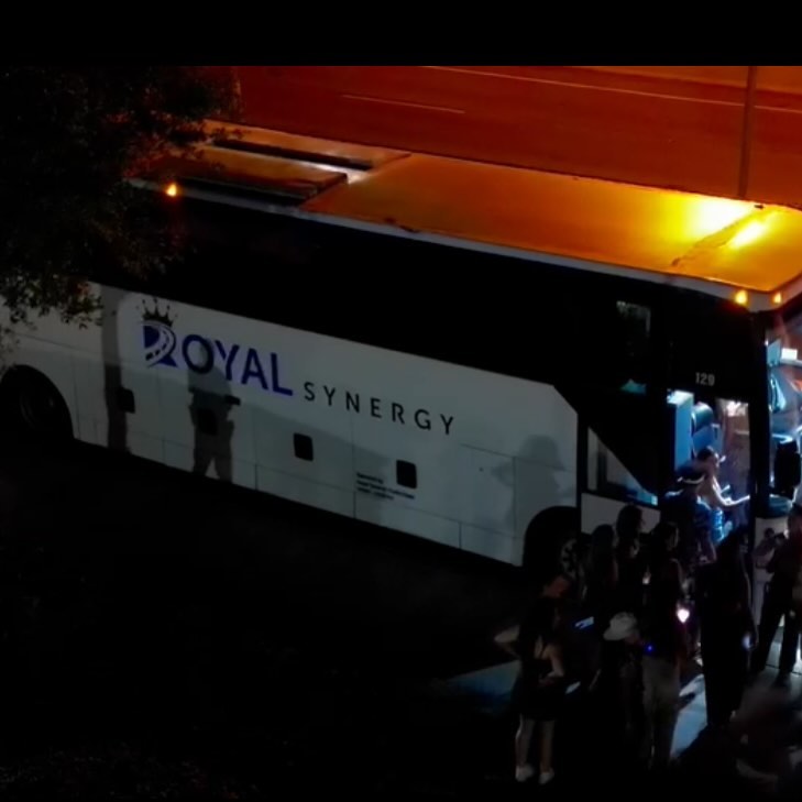 Travel with ease and elegance on Royal Synergy Charter Buses—your top choice for airport transfers and beyond! ✈️🚍 #RoyalSynergy #AirportTransfers #CentralFloridaTravel