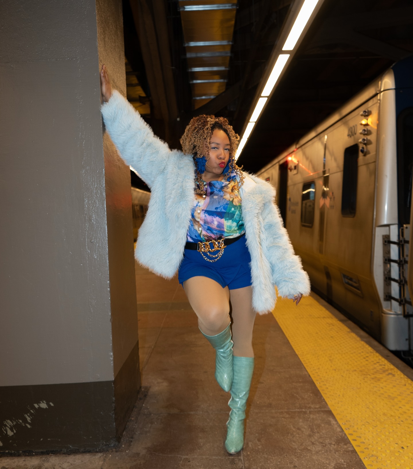 Happy Winning Wednesday ✨
January felt like it lasted 87 business days 😭 and I can’t believe February is already here. Still very much in my planting seeds era showing up, trying things, learning as I go. I’m figuring it out in real time, and I’m okay with that. I might sound like a broken record BUT Growth doesn’t always look loud… sometimes it looks like a lot of patience, faith, and consistency. 🌱
Sending you all an abundance of love ALWAYS ❤️🫶🏽
You got this 😘✨
Tell me how are you winning this week?
📸: @pixxwithash event curated by @onestopcreatorshop look out for the next event 🤭
#WinningWednesday #PlantingSeeds #TrustTheProcess #GrowthSeason #NewYearEnergy