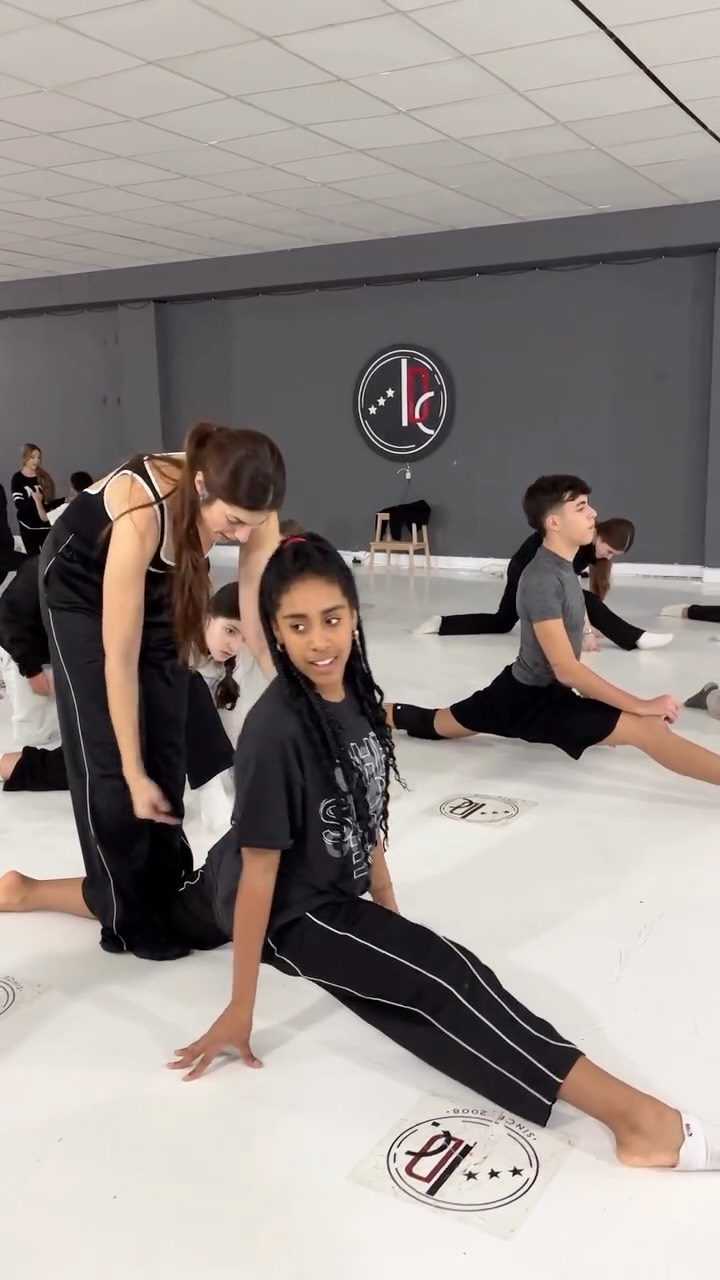 💥ROTATIVA CLASS💥
🧠: @mrs.miryam @spreadyourlegsbcn