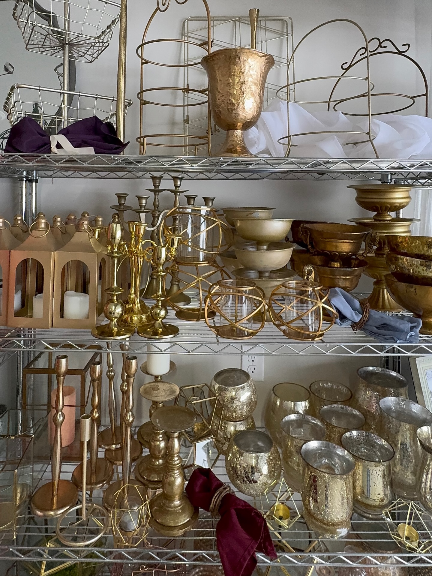 🙋🏻♀️Commonly Asked Questions About Our Decor Packages.
🌿Do we have decor?!?!?
Yes Sir. Yes Ma’am. Over 20 years of collecting, compete with tending, classical, traditional and entirely out of the box creative bespoke options.
🌿Is it included in our planning package?
It can be - Full Service and Partial Planning packages include all your decor
🌿Can I book a decor rental package only?
Of course!!! Whatever your needs , we’re here for you.
🌿Do you offer event styling help?
Most brides chose this option. Share a few inspo photos 📸 and we’ll take it from there!
🌿What kind of decor do you have?
We have everything from table top decor, reception center pieces and ceremony decor to linen, live floral and larger arch and furniture pieces.
We’re sharing a few of our most requested decor pieces here…. But there’s sooo much more.
Amounts of each item not necessarily shown in the photos…there’s too much to put it all on the pretty shelves.😘
Let’s chat about your specifics and save your date with WK.
📞865.410.2096
📧misty@wedknoxville.com
Use our contact form
🗒️ www.wedknoxville.com
#wedknoxville #wedknox #knoxvilleweddingdecorators #weddingdecorrentals #pigeonforgeweddingplanner