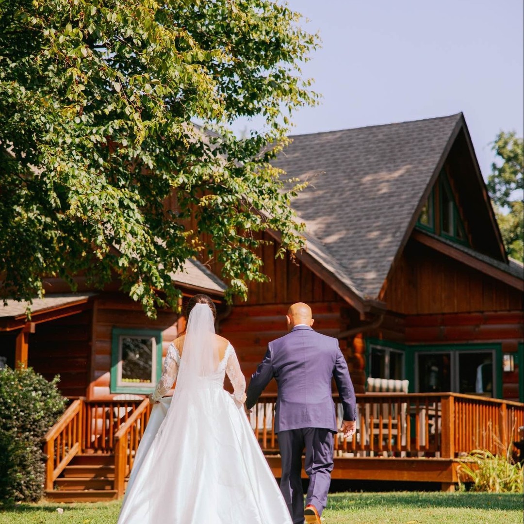 Walking into forever....
Photographer: @maddiekay.photography
#destinationwedding #cabinwedding #outdoorwedding #blueridgemountains #mountainwedding #rusticwedding #ncweddingvenue #summerwedding #springwedding
