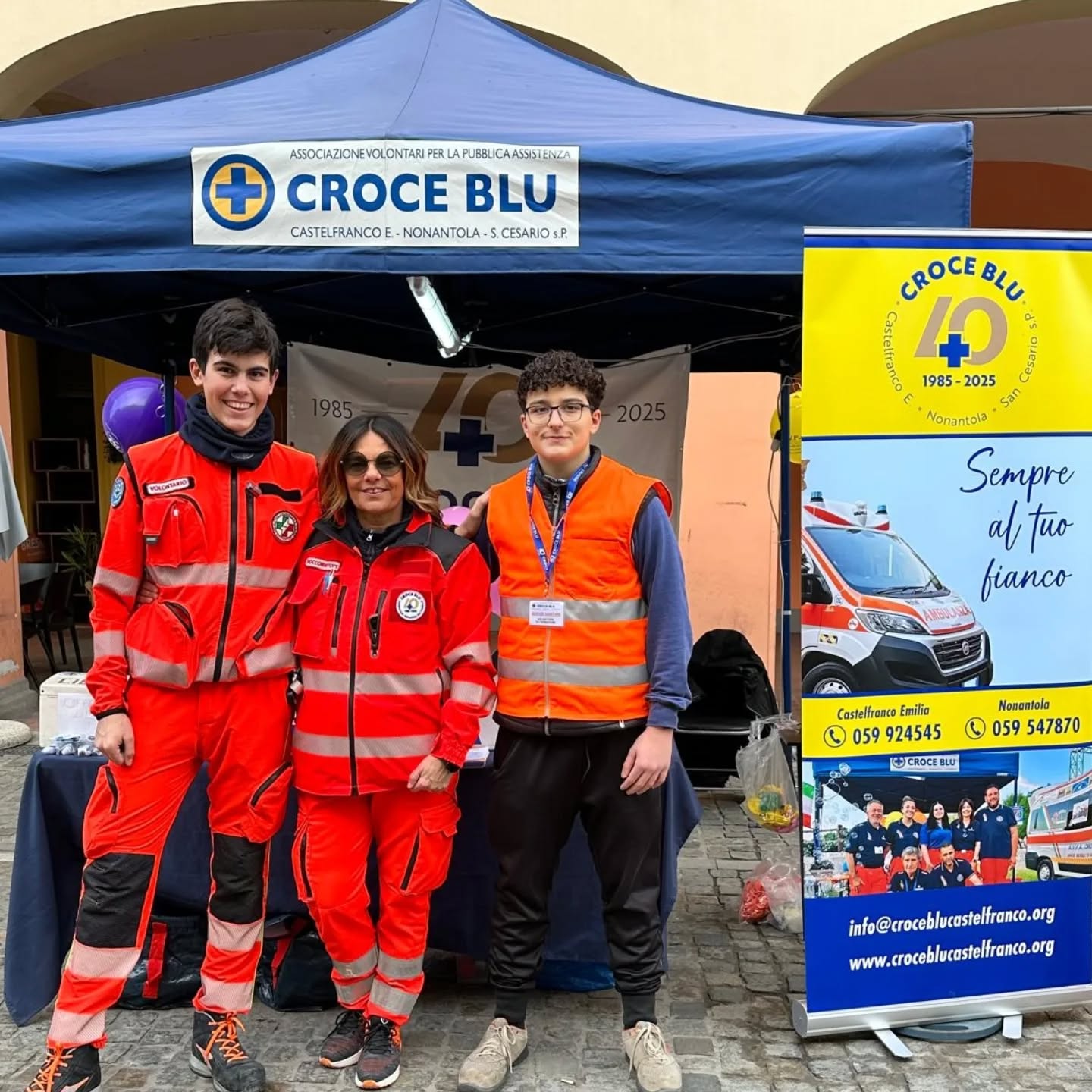 Sempre presenti! Oggi e domani a #cioccocè con equipaggi super!💙 #croceblucastelfranco #castelfrancoemilia #gruppogiovanicroceblucfe