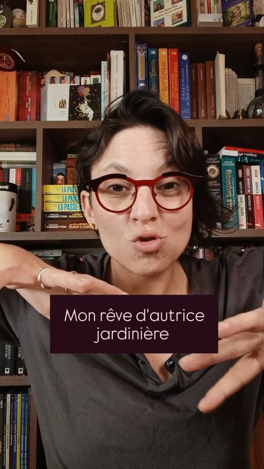*tribulations d'autrice*
Je vous parle d'une de mes difficultés d'autrice jardinière, car accompagner les autres, les aider à trouver une méthode, c'est bien plus simple que de m'aider moi 🤣
Qui a dit que les cordonniers étaient les plus mal chaussés ? Ma vie d'autrice !
Mais c'est le jeu et c'est très bien comme ça.
#autrice #jardinier #architecte