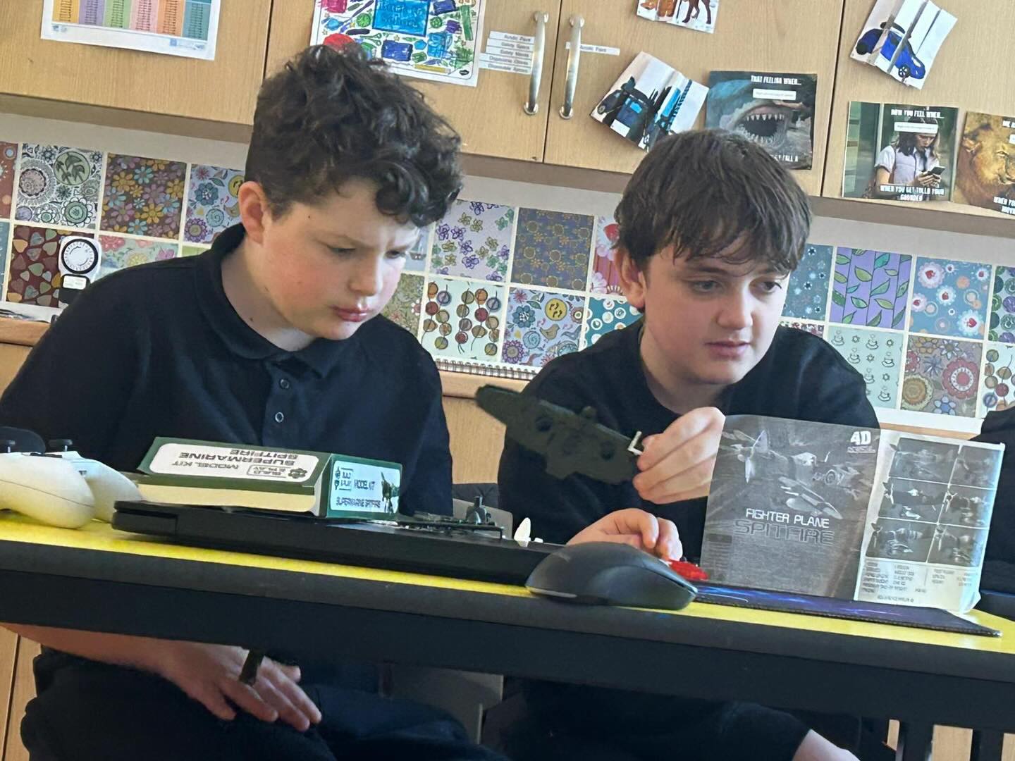 Oliver and Oliver working together to build their own spitfire replica from WW2 #teamwork #ww2 #history