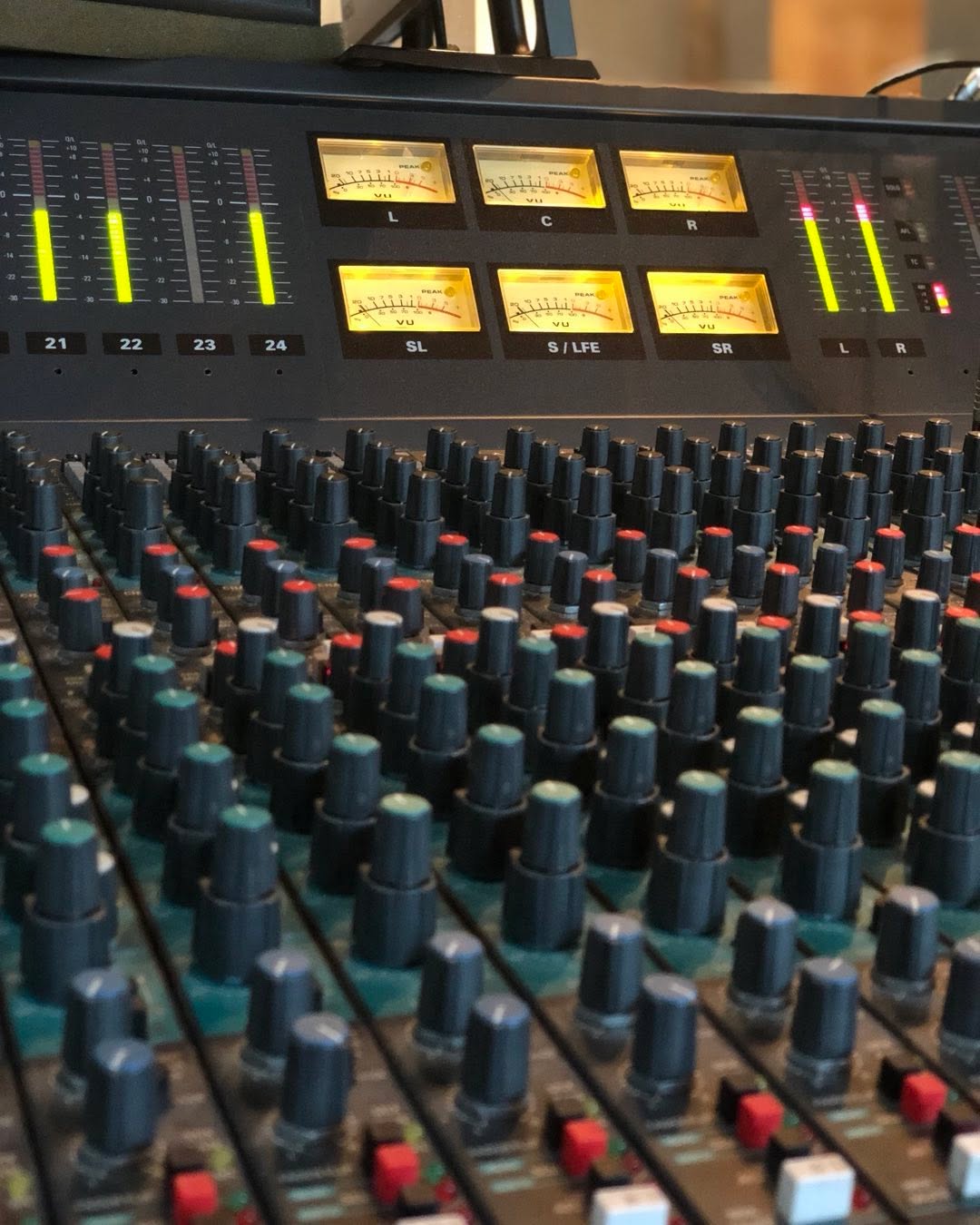 Wishing everything a very safe, happy and healthy Thanksgiving. This year marks our 29th year. We couldn’t be more thankful to all the loyal artists and bands who trust us with their music. Big things are happening. Stay tuned for what’s to come for our 30th year.
.
.
.
#makinghits #mixengineer #producer #producerlife #producergrind #punkrock #poppunk #rocknroll #americana #countrymusic #singersongwriter #metal #indie #indiepop #indierock #alternative #alternativerock #protools #neve #amek #rupertnevedesigns #empiricallabs #audient #uad