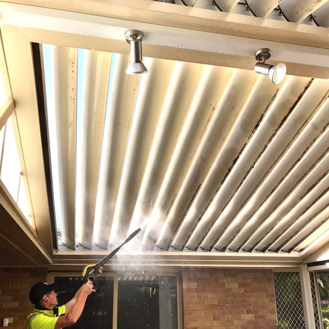 🌟 Get Your Vergola Ready for the Festive Season with Vergola Brisbane! 🌟
Ensure your Vergola is spotless for the holidays with our expert cleaning service. The festive season is fast approaching, so book now to guarantee your cleaning is completed on time. Don’t miss out—schedule your service today!
#VergolaBrisbane #FestiveReady #vergola #vergolaopeningroof #vergola3d #professionalbuilders #brisbanevergola