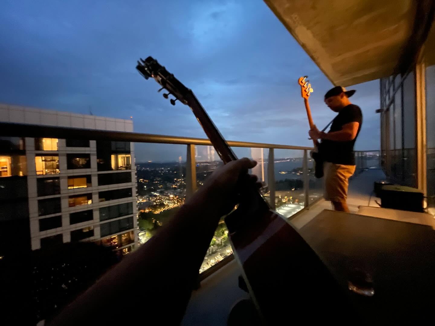 We kicked off tonight’s practice with Seven Nation Army and may or may not have started that massive storm in the Seattle area. Sorry about that. #makeitrain #seattlerock #seattlemusicscene #sevennationarmy