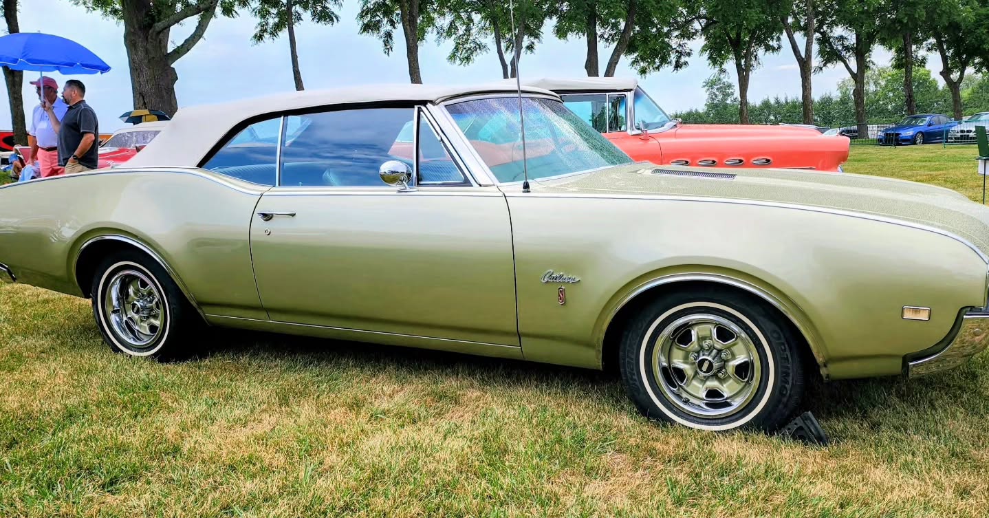 Finally starting to melt here in the Bluegrass, so itâs time to roll the Cutlass back out. This â68 Oldsmobile Cutlass convertible, finished in Willow Gold, packs the legendary Rocket V8 with up to 310 horsepower depending on how it was ordered from the factory. Olds only built a few thousand Cutlass convertibles in â68, and cars ordered in Willow Gold like this one are considered one of the less common color combos youâll see at shows today. Perfect cruiser weather is right around the cornerâŠwhoâs ready? #cartucky