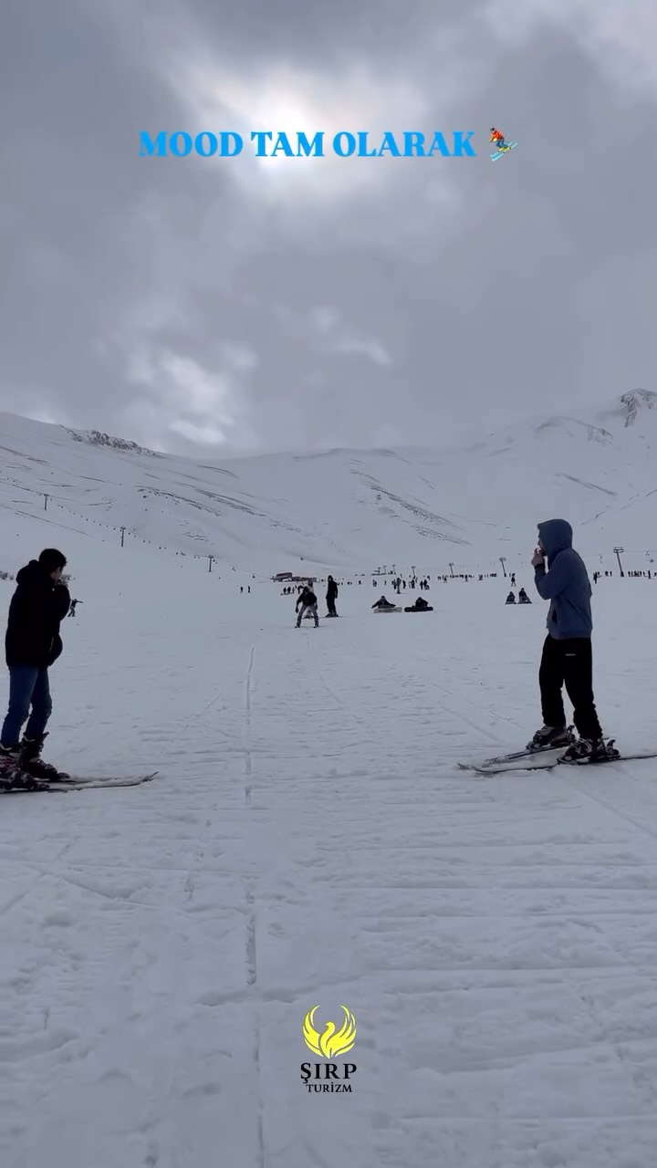 TÜM MİSAFİRLERİMİZ HARİKAYDI 😎🎿
Bir dahaki turumuzda sende kadrajda ol ;
📞 0533 526 65 73 | 0505 110 41 65
🛡️@sirpturizm
🌐www.sirpturizm.com
#şirpturizm #sirpturizmlekesfet #van #abalıkayakmerkezi #kayak