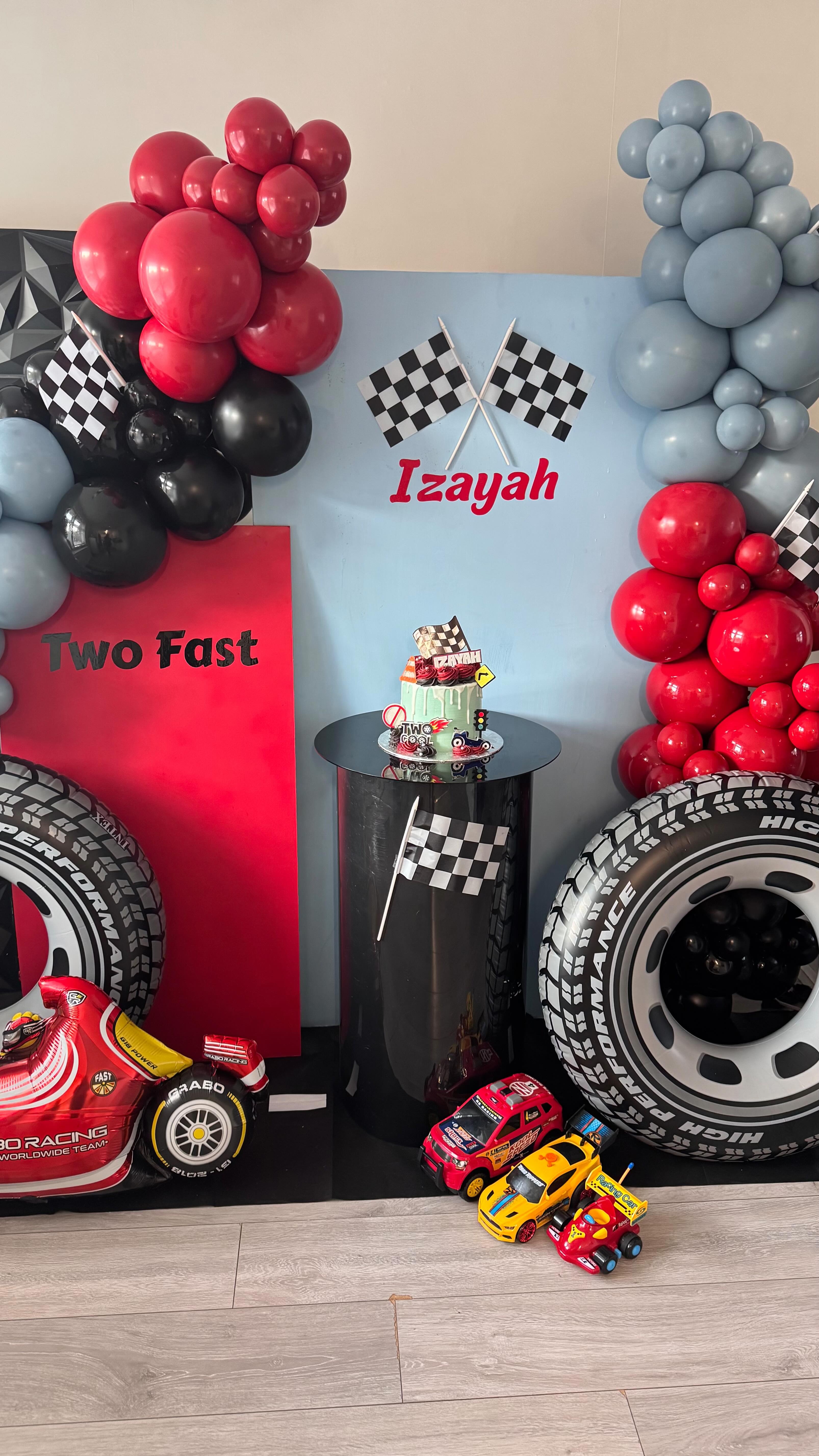 Repurposing doesn’t mean compromising ✨
This display was rebuilt using elements from a previous setup. I trimmed, refreshed, repositioned and elevated the look making it completely brand new.
From reviving balloons with shine, to rebuilding the structure and finishing with detailed touches, this setup proves you can have high-impact décor and be intentional about how it’s created.
Custom setups. Thoughtful design. Energy that matches the moment ✨
If you want a display that feels unique, elevated and purposeful DM me and let’s create something special for your next milestone 🤍
Cake by @candycakes_x
#eventstylist #balloonstylist #customeventdecor #sustainableevents #bespokeevents