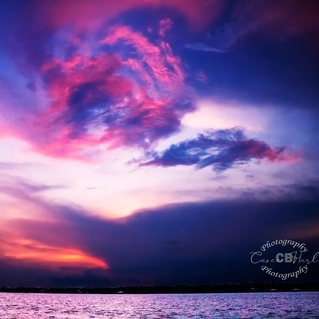 Wish I was here!!! I don't want to be back at school yet!!
#gulfshoresalabama #instagram #photography #scenery #photographer #photoshop #love #placestovisit #place