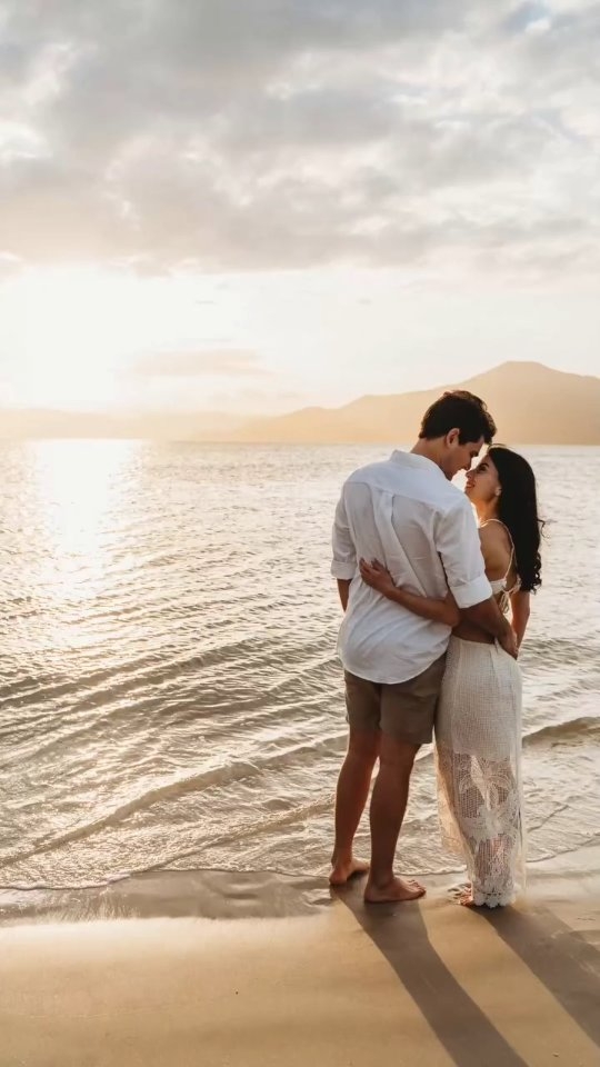 Histórias de amor devem ser registradas
Ensaio no pôr do sol
Praia da Daniela