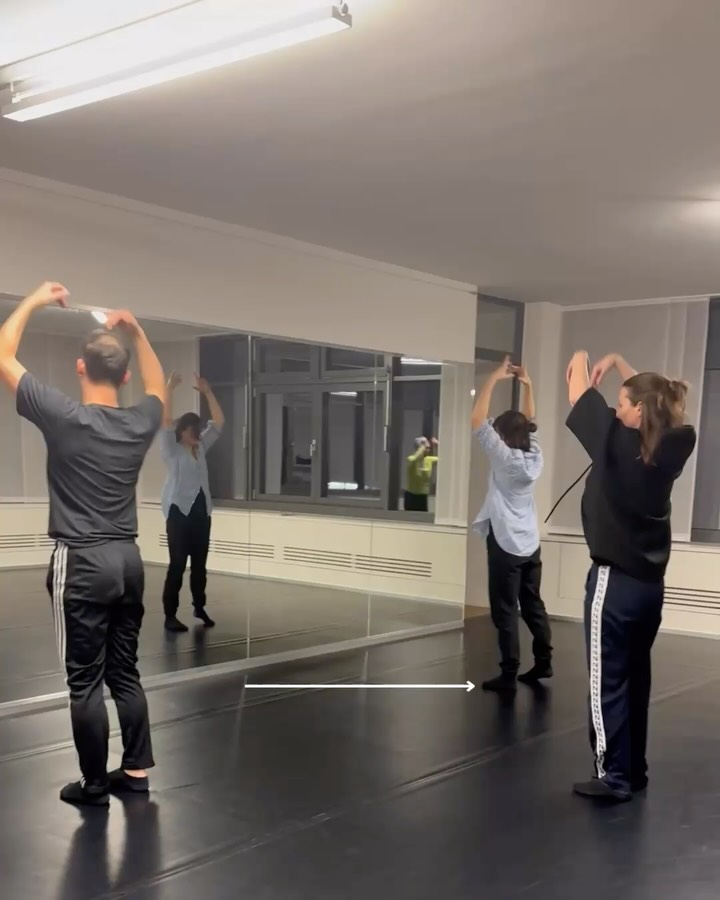 The year has started, but maybe you haven’t had time for yourself yet. Our contemporary dance class offers space to arrive, move, and reconnect. This is your time to start flowing, jumping, rolling, and discovering.
Dance Classes for Adults - All levels welcome
Tuesdays and Thursdays: 7PM - 8:30 PM
#conemporarydance #danceclasses #adultsdanceclass #küsnacht #danceforadults
Book you free trial now:
Whatsapp: 044 391 28 37
Mail: www.mep-zurich.ch
Website: www.mep-zurich.ch