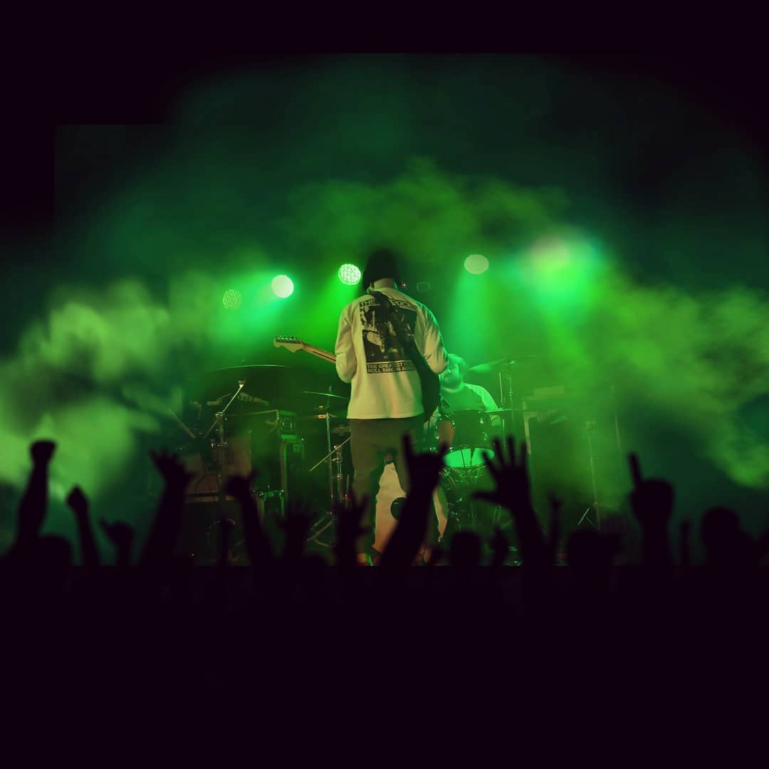 @osoosoband rocking the balls off The Brass Monkey in Ottawa .
.
.
.
.
#livemusic #concertphotography #musicphotography #bandphotographer #concertphotographer #gigphotography #musicismylife #musicphotographer #gigphotographer #concertjunkie #concertphoto #newmusic #photographylife #photographer #creativeentrepreneur #visualscollective #clickmagazine #shootandshare #photooftheday #musiclover #musiclife #musicians #bestband #musicflow #musicislife #talentedmusicians #songwriters #audioloveofficial #punkrock #throwbackthursday