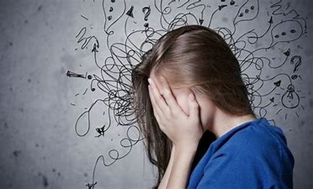 Was für eine Angstgeschichte erzählst du dir täglich?
Wie machst du dir deine Angst?
Sehr wichtige Fragen im Angstcoaching!
Warum ich mich auf Angst- und Stresscoaching spezialisiert habe? Ganz einfach ich kenne beide Gefühle aus eigener Erfahrung-Ich möchte dir dieser Coach sein, den ich damals gebraucht hätte!
Jetzt für Angstcoaching anmelden Kinder/Erwachsene: https://www.ruheanker.ch/