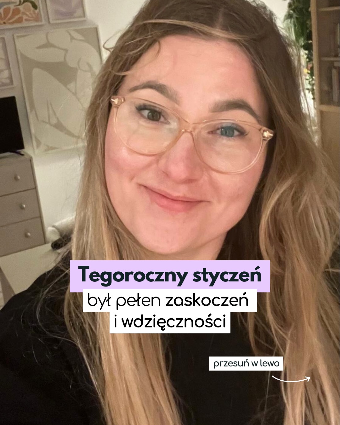 Na pierwszym kafelku widzicie mnie w ferworze styczniowej pracy. 😅
Ten miesiąc był intensywny. Styczeń to był miks spotkań, decyzji, remontowych zwrotów akcji, nowych pomysłów i małych historii, które dzieją się gdzieś pomiędzy projektami. Branża pędzi do przodu, każdy projekt niesie ze sobą inne wyzwania, a ja znowu utwierdziłam się w tym, jak bardzo lubię być w samym środku tego zamieszania. 🤠
Było dużo pracy koncepcyjnej, rozmów i planowania kolejnych kroków. Do tego rozwój – swój i innych. ❤️ Nie zabrakło też momentów „życiowych”: nie wszystko szło zgodnie z planem (przebita opona ;)), czasem trzeba było improwizować, czasem odpuścić, a czasem… po prostu zwolnić i wyjść na mróz z sankami. ☃️Patrząc na ten miesiąc z perspektywy – dużo się wydarzyło. Zawodowo, prywatnie i gdzieś pomiędzy. I choć kalendarz był napięty, to nie zabrakło czasu na odpoczynek i regenerację. Podoba mi się ten nowy, świadomie wypracowany balans 🤍
Dajcie znać, który kafelek najbardziej Was zatrzymał 👀
#behindthescenes #projektantkawnętrz #pracazpasją #życieprojektantki
────────────
🔑projektowanie wnętrz, kulisy pracy, rozwój w branży, praca kreatywna
