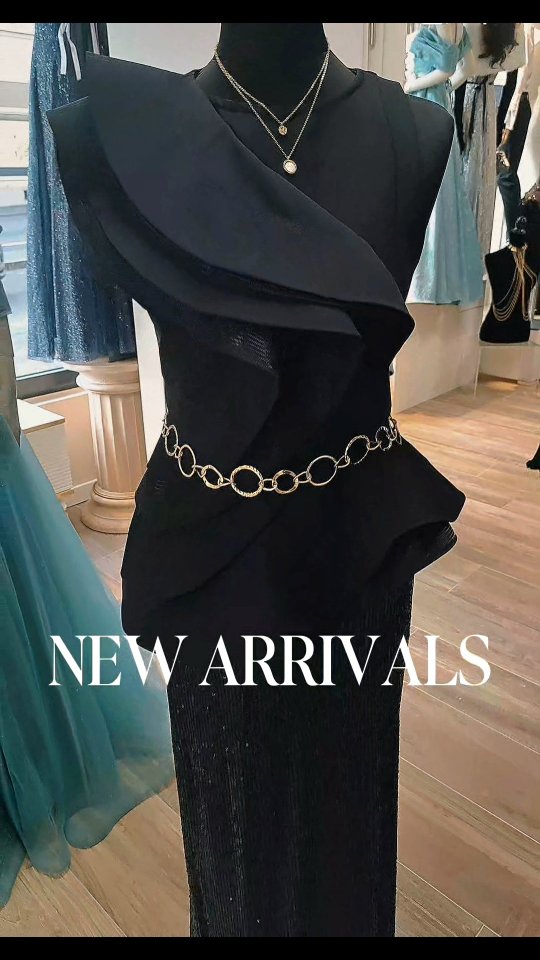 New arrivals & sale ✨️
📍 Zürichstr. 48, Luzern
#konzertbekleidung #konzertoutfit #abendmode #luzern