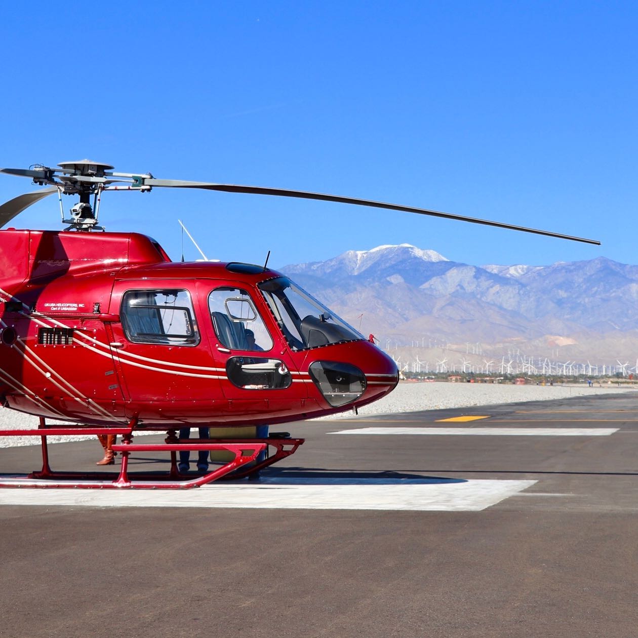 Business meetings π
#astar #as350 #palmspringsstyle