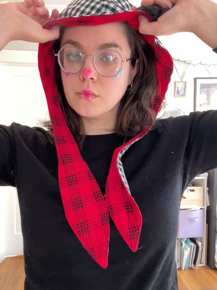 It’s been So Cold, and I’ve only been able to survive with this babushka hood that I made. Get your own on my website!! Or shoot me a message. Do whatever. Love you miss you 😘💕✨
#slowfashion #granny #sewing #memade #sewistofinstagram