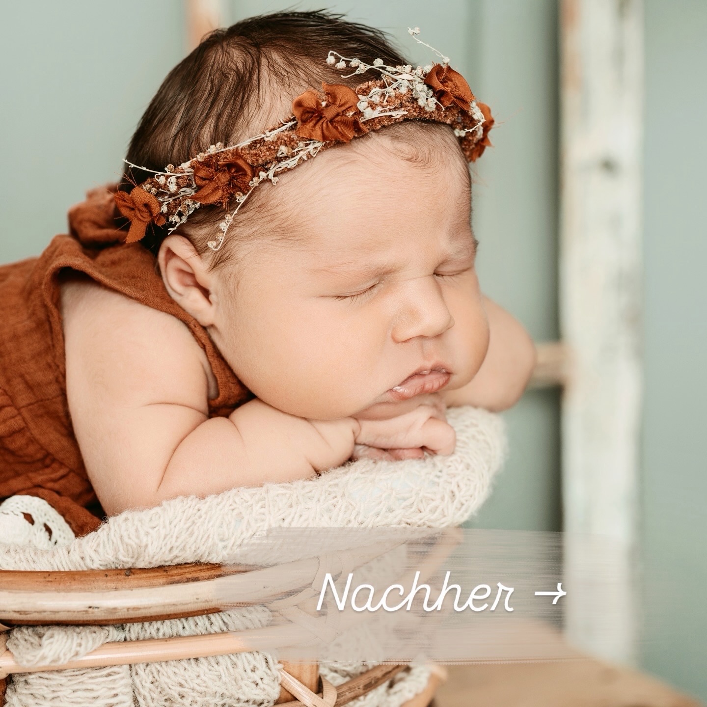 Hinter jedem Vorher-Nachher steckt mehr, als man denkt.
Neben dem Shooting gehört die Bildbearbeitung zu den wichtigsten Teilen meiner Arbeit: Hautanpassungen, kleine Korrekturen (wie Papas Hand zur Unterstützung am Kopf) und viele liebevolle Details, bis das Foto genau die Stimmung transportiert, die ich mir wünsche.
Am Ende entsteht so ein Bild in meinem Stil – natürlich, harmonisch und zeitlos 🧡 diesmal zuerst das vorher und anschließend das nachher Foto 🥰 #fotografineschweiler #newbornfotografie #momytobe #fotostudio #eschweiler