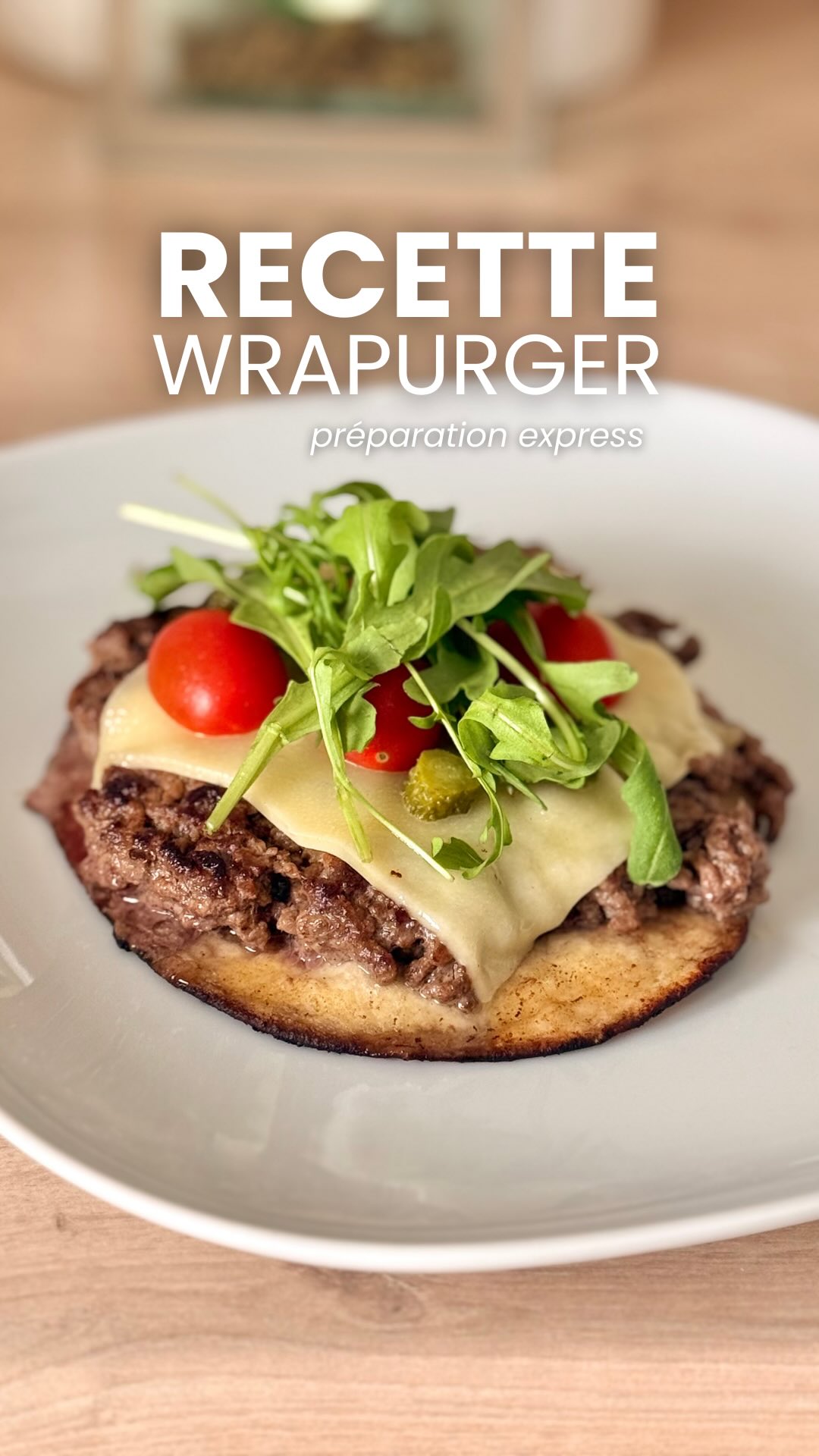Le WRAPURGER 🍔🌯
le mix parfait entre un wrap et un burger…
rapide, gourmand et rassasiant… et chrono 😍
Pour le préparer :
🌯 1 mini wrap
🥩 viande hachée
🧀 1 tranche d’emmental
🍅 tomates
🥒 cornichons
🥬 salade
Franchement… il n’y a pas plus simple.
Regarde la vidéo, et tu as déjà ta prochaine idée de repas.
Parce que manger gourmand peut totalement s’intégrer
dans une alimentation structurée et adaptée à ton rythme.
👉 Enregistre ce réel pour le refaire plus tard
(et dis-moi si tu le testes cette semaine 😉)
—
Julie — experte en chronobiologie alimentaire & accompagnement minceur
Je t’aide à structurer ton alimentation avec des repas gourmands et sans frustration.