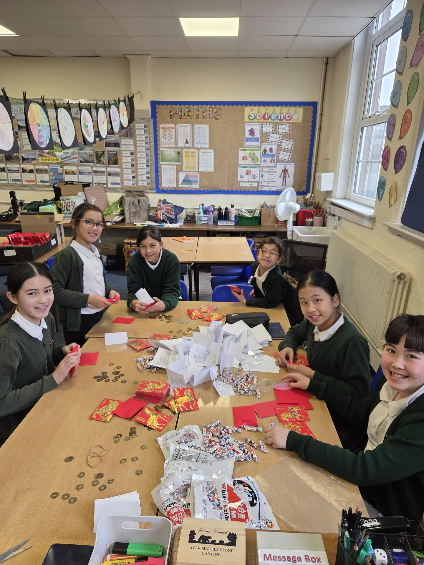 🧧✨ Chinese New Year at Foulds ✨🧧
Tomorrow, as part of our Year of Light celebrations, our Chinese community will be sharing traditional red envelopes with all children at pick-up time.
Inside: a small sweet 🍬, a fortune cookie 🥠, and a token for good luck and happiness for the year ahead.
A lovely way to celebrate together as a school community.
#ChineseNewYear #LunarNewYear #YearOfLight #FriendsOfFoulds #SchoolCommunity