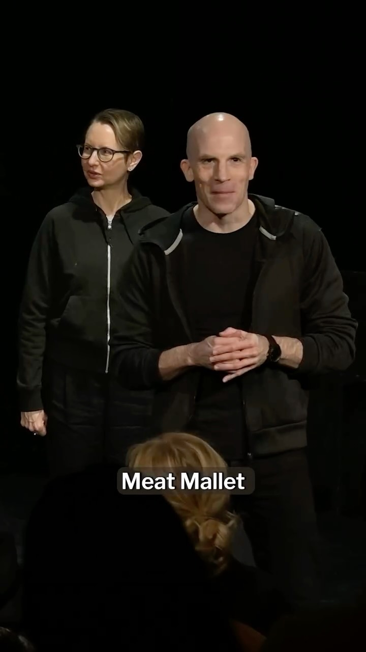 A barbarian walks into a glass house... 🔨 💥
Garden City Improv presents Dungeons Yes And Dragons, improv comedy inspired by the world’s greatest roleplaying game! Next show Saturday February 21st!
Link in bio 🔗
@victoria_buzz
@tourismvictoriabc
@chek_aroundtown
@johnnynovak
@lamppostvictoria
@yyjdateideas
#dungeonsyesanddragons #yyj #VictoriaBC #yyjcomedy #gardencityimprov
Featuring
@kevin.matviw
@paulanemone