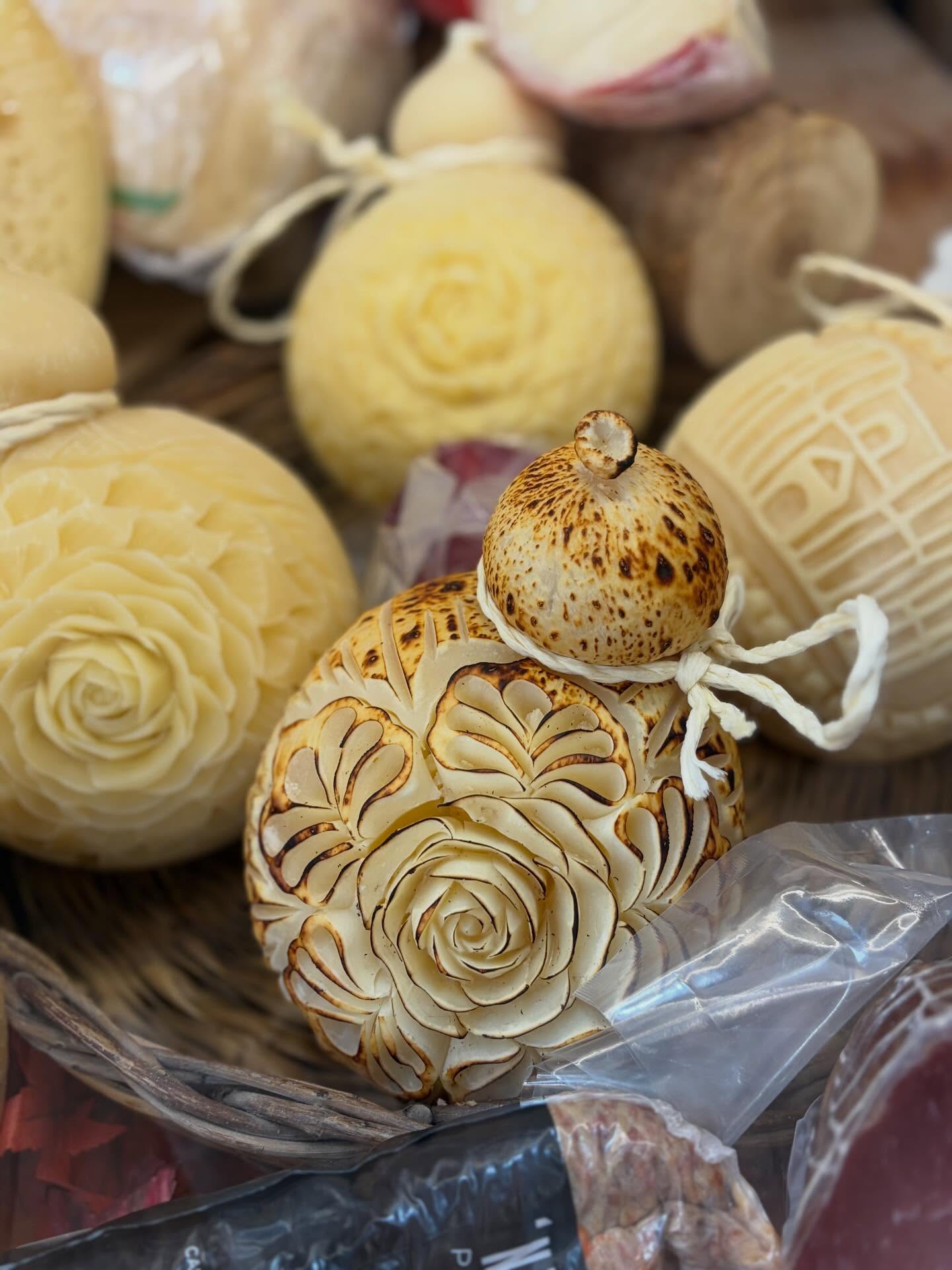 Heading up to London to teach today, can’t wait!
Enjoying looking through some photos (i have at least 40 million) from my recent trip in campania and puglia. And am moping these cheese highlights here for your Tuesday morning train ride viewing pleasure.
.
.
#cheese #campania #puglia #mozzarella #burrata