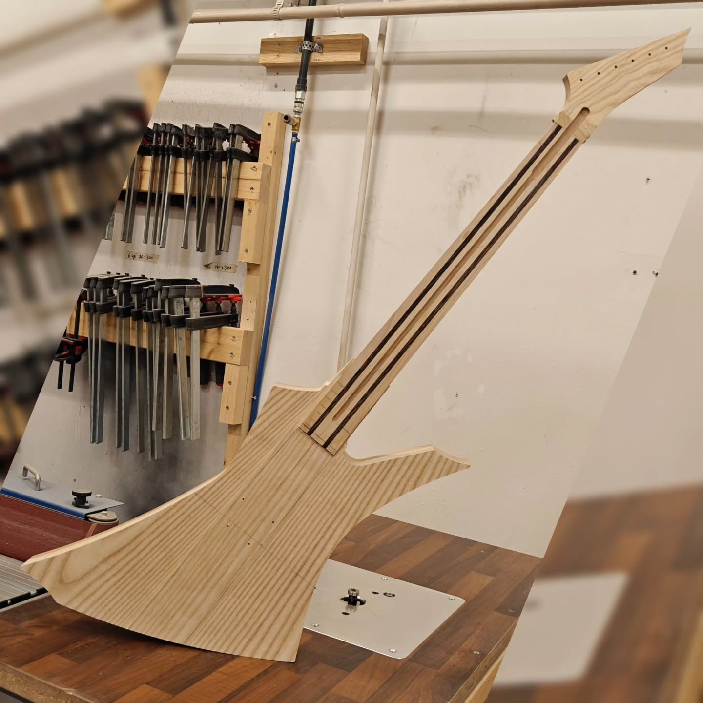 FOR SALE - Neck-thru for the price of a bolt-on!
The exact same day I borked the Venom X neck (two posts back), I brainfarted and used the wrong body template for another customer.
Result: I have a 25.5" scale length neck-thru Kammo for Floyd Rose bridge half finished, and you can have it in early spring (april/may this year) for the price of a bolt-on (490€ difference).
Pickups & electronics, finish, fretboard & inlays can be customized to your preference.
#kiirassoitin #kiirasinstruments #guitar #customguitar #madeinfinland