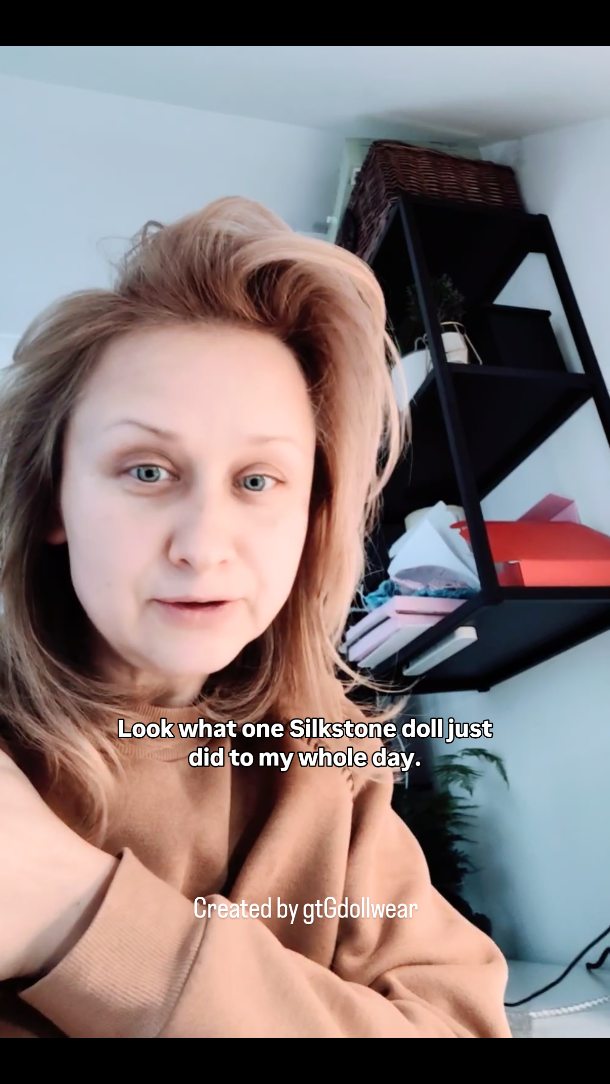 Blaming one very pretty Silkstone for pulling me onto the camera today... with absolutely no makeup on. I wasn't planning to film anything, but you know how it goes - one idea, one moment, and suddenly I'm here talking about her.
It's wild how a doll can shift your whole morning like that.
Full story is on my website:
https://www.gtgdollwear.com/post/silkstone-barbie-a-deep-look-at-the-fashion-model-collection-and-why-it-still-captivates-collectors
Can you relate?
#silkstonecollector #silkstonecollection #dollcollecting #gtGdollwear #fashiondollcollector