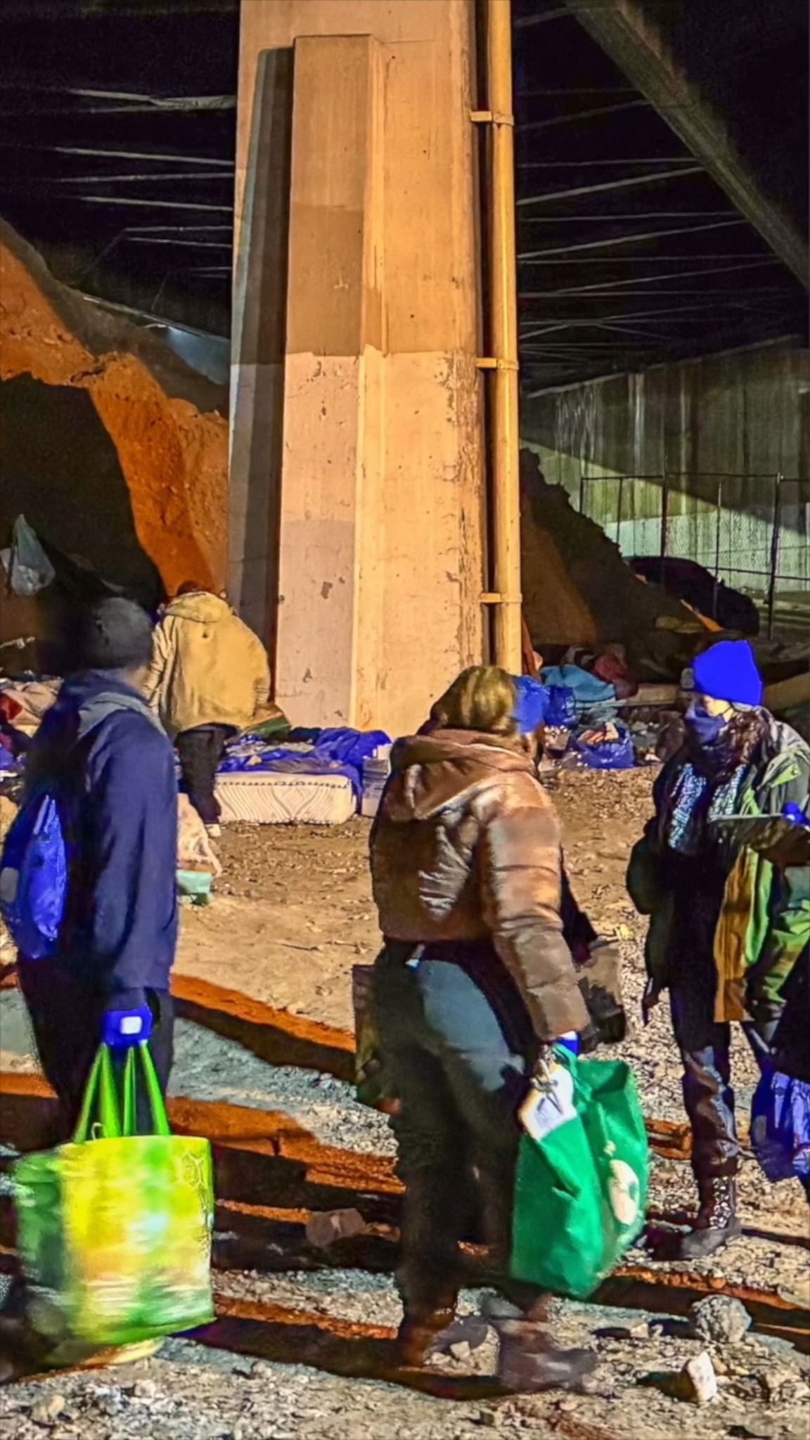 As part of NJ’s annual Point-in-Time (PIT) Count—a one-night effort to count individuals and families experiencing homelessness—our @AmeriCorps members were out connecting with the community alongside Paterson partners. Making sure people were seen, counted, and treated with dignity.
@americorps_paterson @stpaulscdcnj @evasvillage @americorps