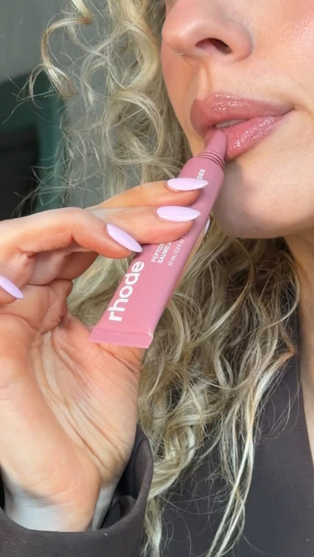 I’d love to know your rhode faves so I can add them to my wish list 🤩🤍 @rhode
I’m wearing Piggy & Salty Tan on repeat ✨
#rhode #rhodeskin #sephorauk
Rhode pocket blush
Peptide lip tint
Sephora uk