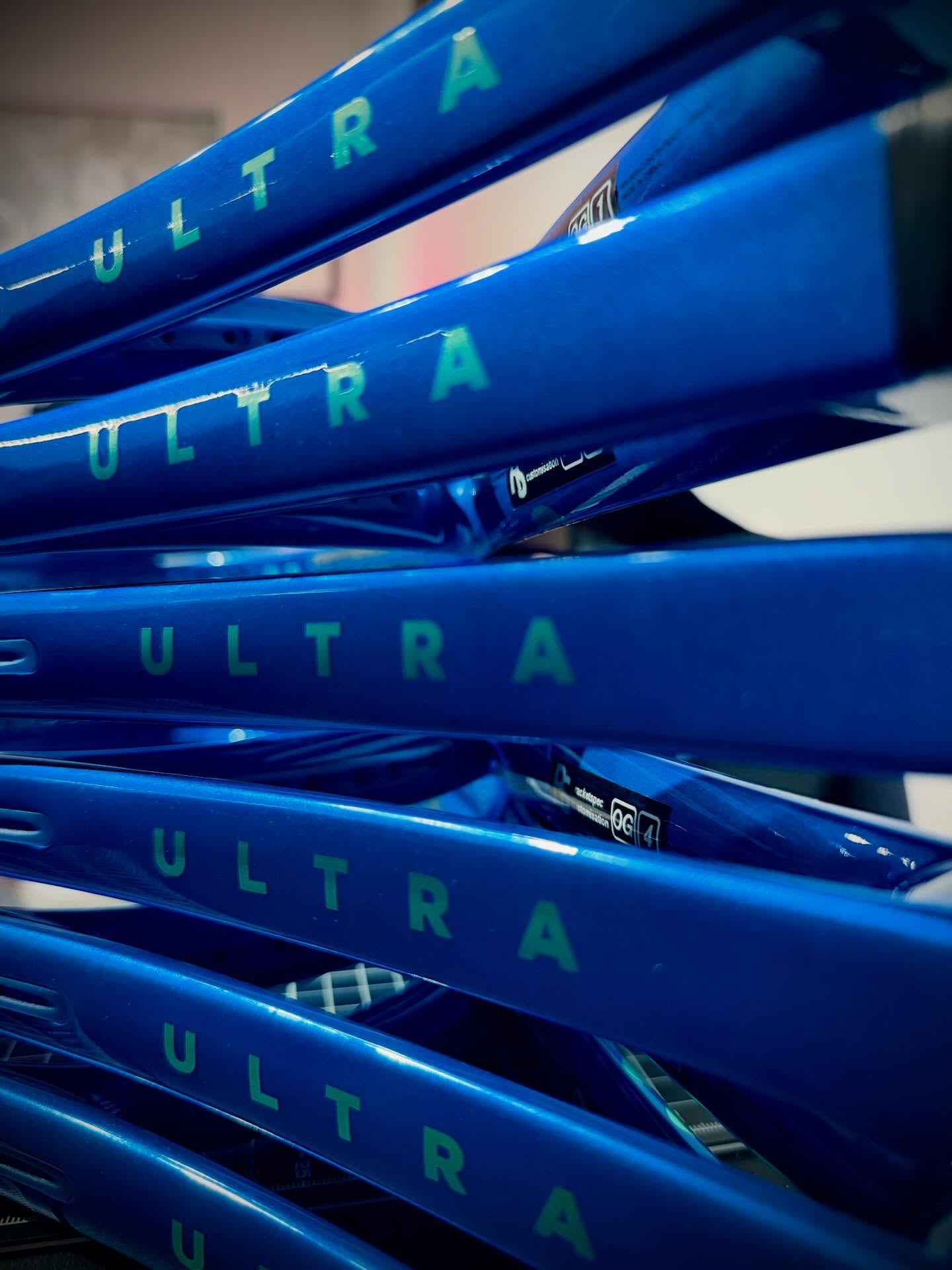 This colour really pops. Stunning looking frames, now tuned and ready for @oliviagadecki #tennis #london #custom #racketspec #blue