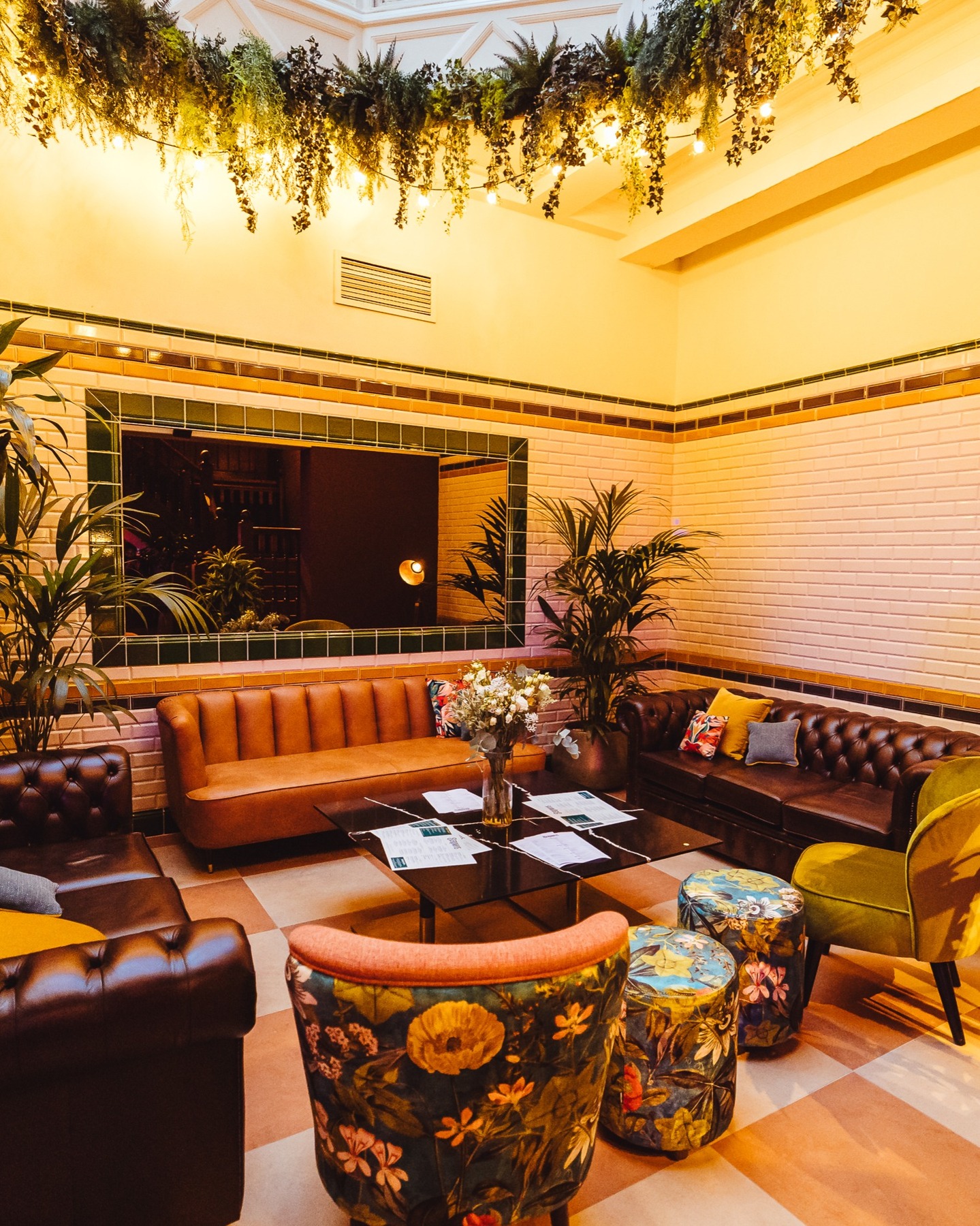 New shots from the Berlinkys venue