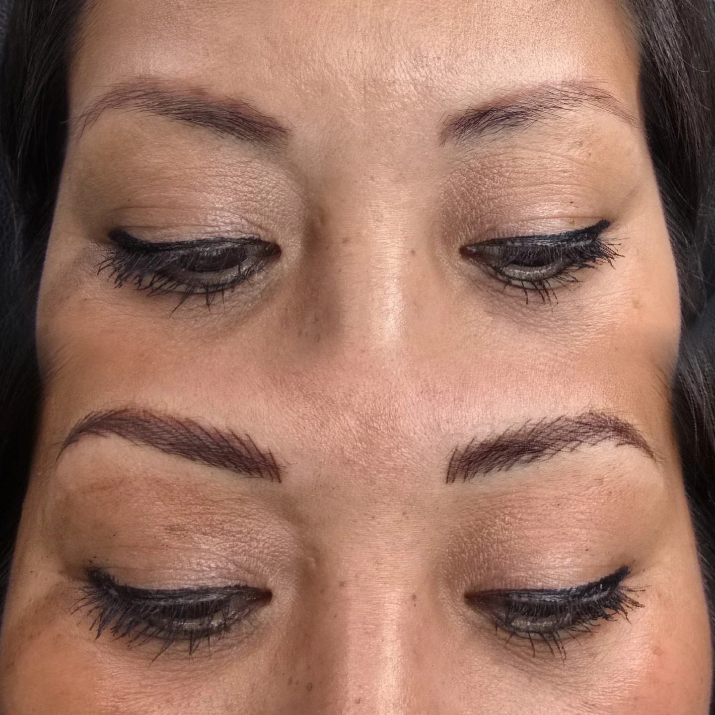Bringing these brows back to life with an annual refresher! She waited 5+ years 🤭❤️
www.charlestonpermanentmakeup.com
#combobrows #machinestrokes #refresher #machineshading #eyebrows #browspecialist #browslipseyes #microbladingcharleston #charlestonbrows #cosmetictattoo #permanentmakeup #SouthCarolina #Charleston #Mtpleasant #Summervillesc #Ladson #JamesIsland #JohnsIsland #Kiawah #Myrtlebeach