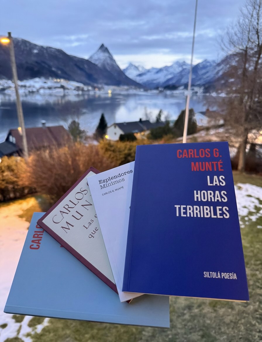 Llegaron los libros de @carlosgmunte muy feliz y emocionada de conocer su obra.