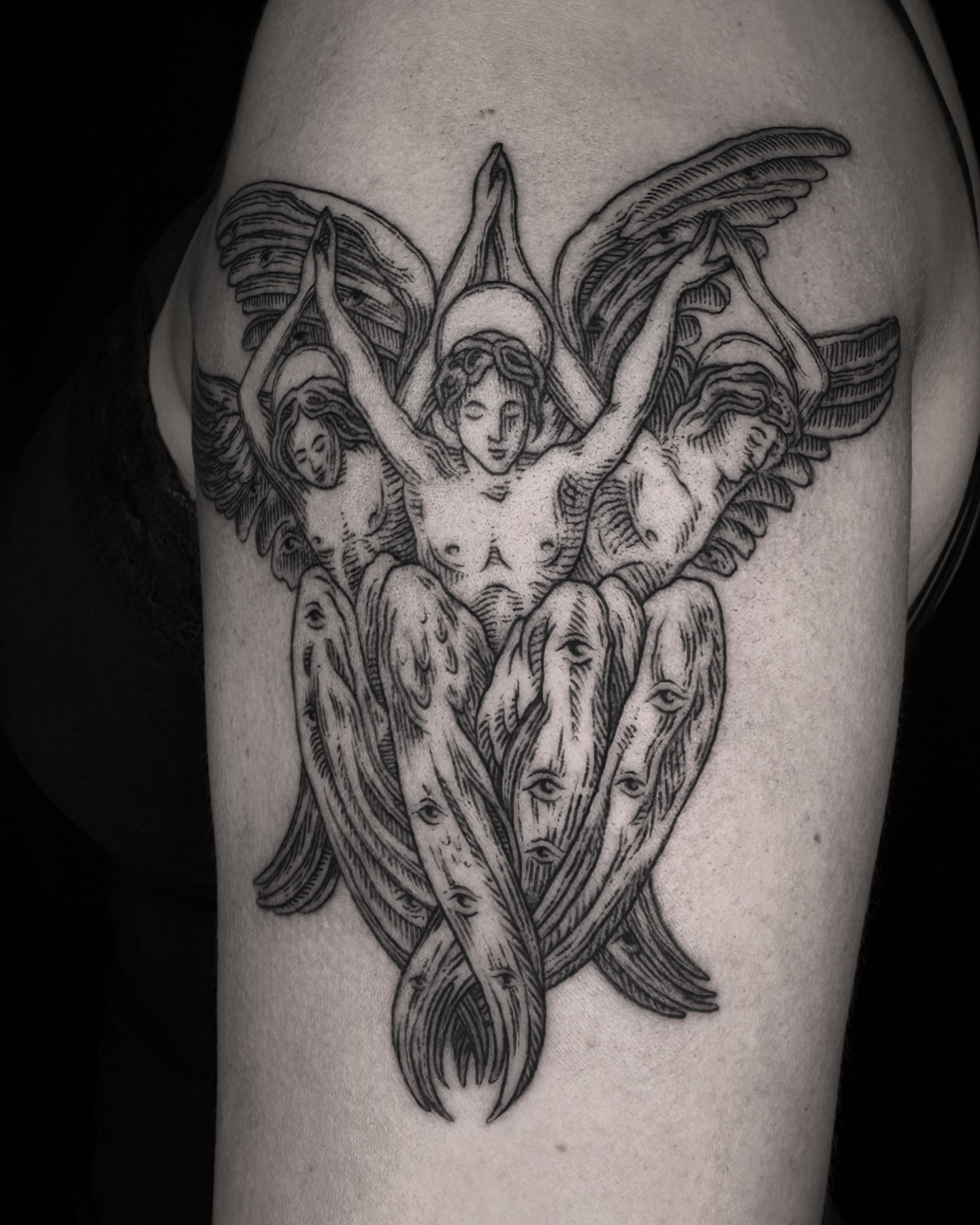 • Thrice Seraphim •
Thanks for the trust Avery!
Inked @embersteel_studio