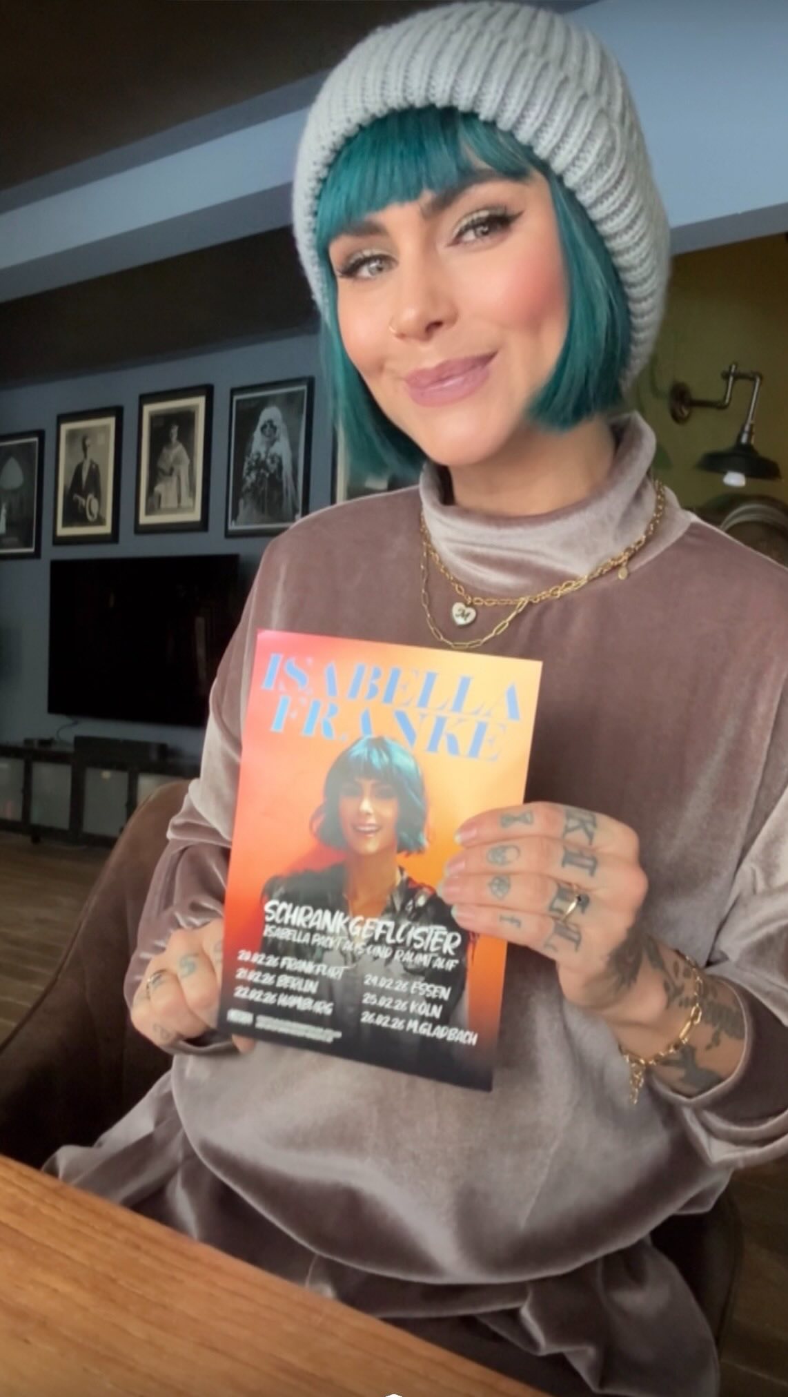 GEWINNSPIEL 🎟️ 2x2 Tickets in Frankfurt zu meiner Show SCHRANKGEFLÜSTER am 20.02.
Kommentiere mit irgendeinem Emoji um am Gewinnspiel teilzunehmen. Am besten verlinke auch deine Freunde, damit die auch mitmachen können.
xo 💋 Isabella