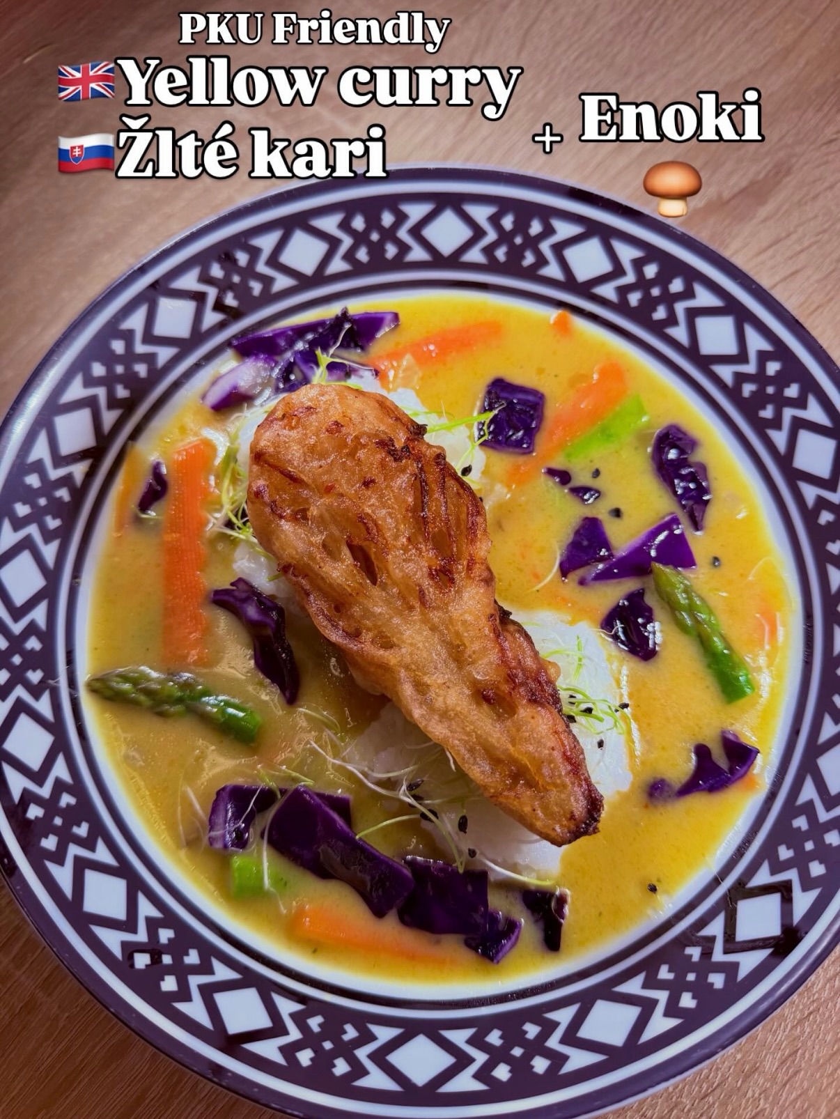 🇸🇰Dnes u nás žlté kari 💛 Toto je Vanesiné najobľúbenejšie jedlo z thajskej kuchyne.
Dobre sme sa vyhrali s farbami a vyšlo to tak pekne, že som si to sem musela uložiť. 🫶
🇬🇧Today we had yellow curry 💛 This is Vanesa’s favorite Thai dish.
We played a little with the colors today, and it turned out so beautiful that I just had to save it here. 🫶
#yellowcurry #thaifood #curry #pku #veggies