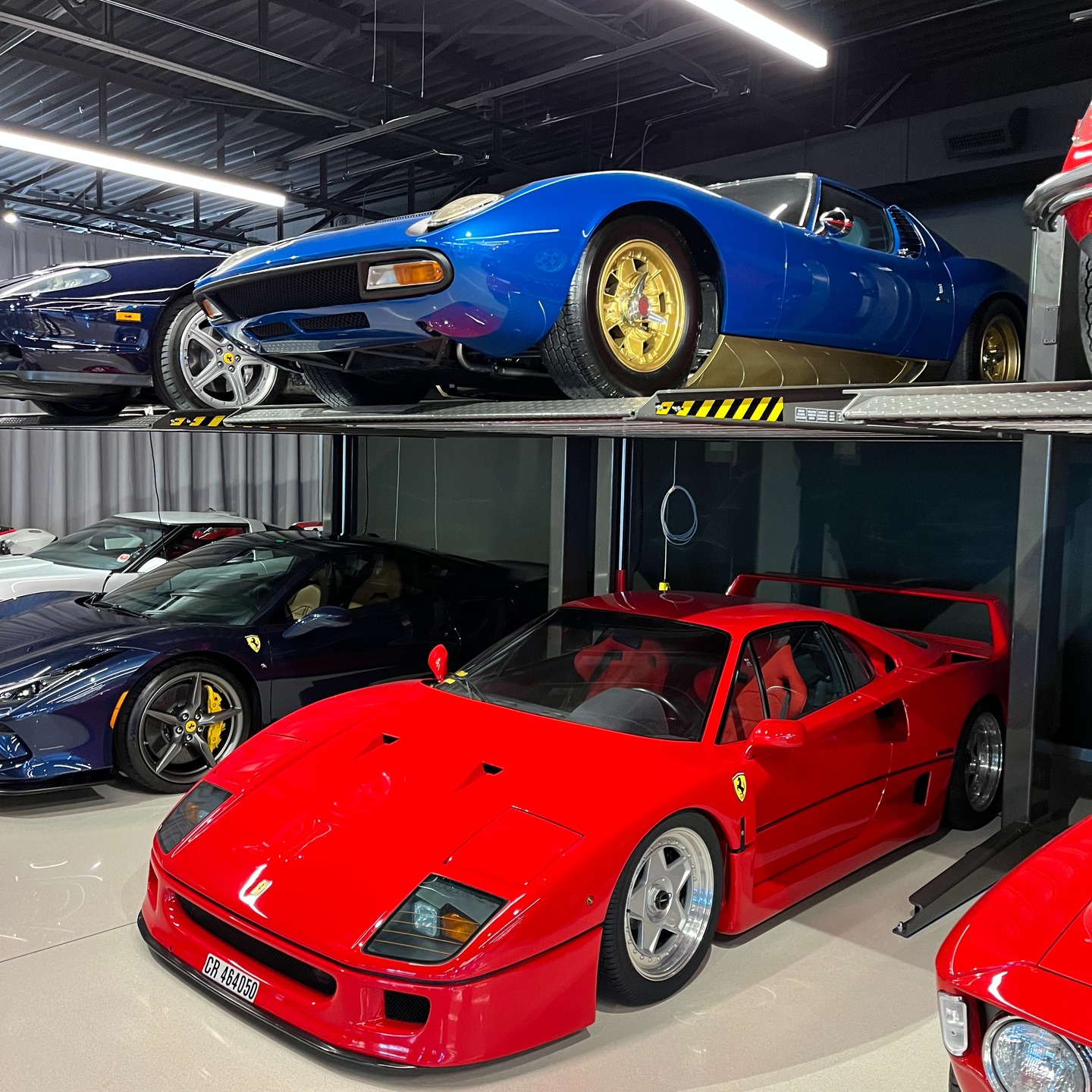 🔥NEW PRODUCT ALERT🔥
We are excited to announce that we can now offer @omer_lift_usa lifts for all your vehicle storage needs!
Stack 2 or 3 cars efficiently with the Italian made BiPark and TriPark, making it the perfect choice for your European supercars.
Contact us today ☎ 206-475-5502