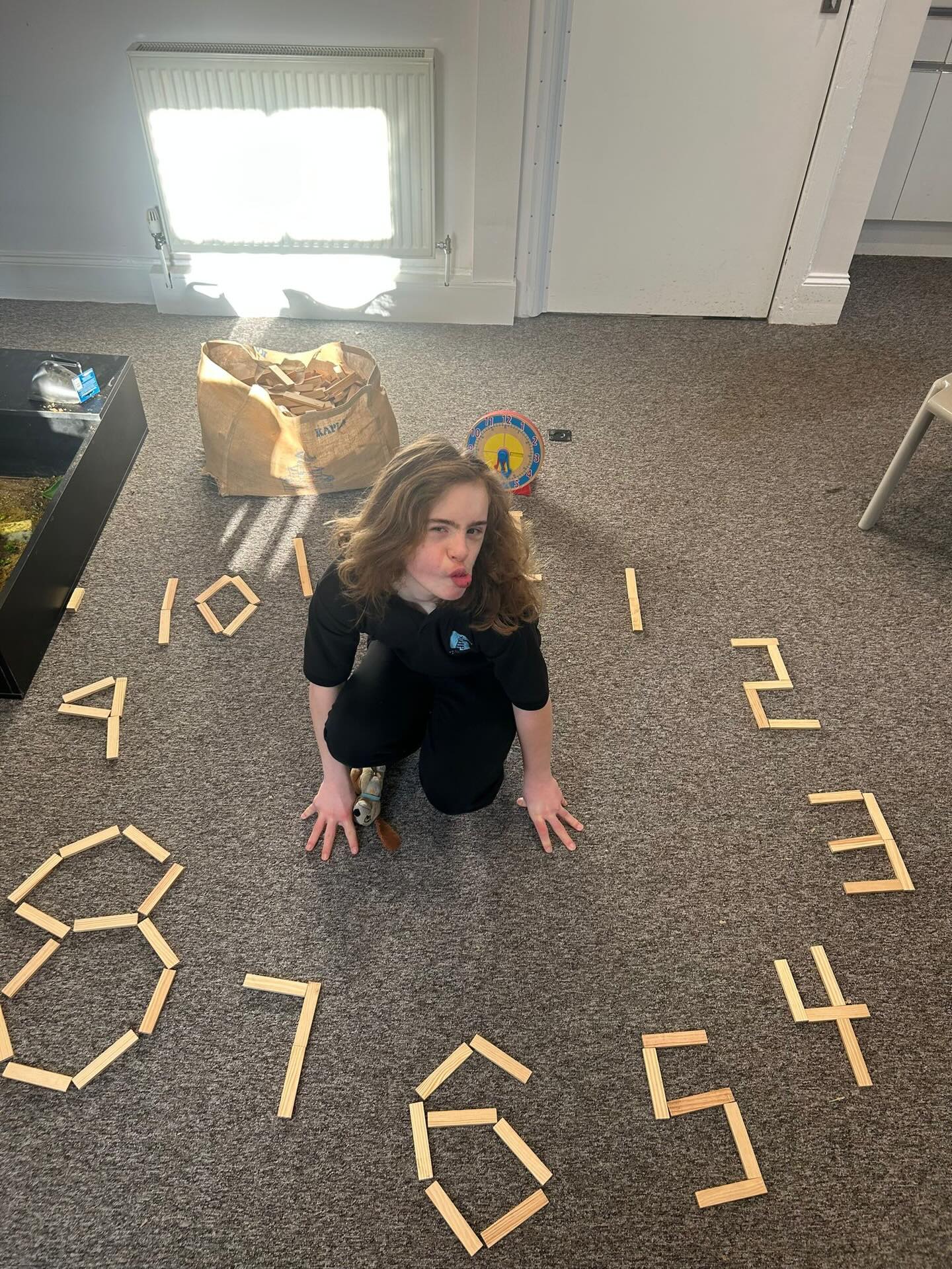 During maths Findlay continued his practice of time by making his own clock and setting times #learningisfun✏📝 #kapla