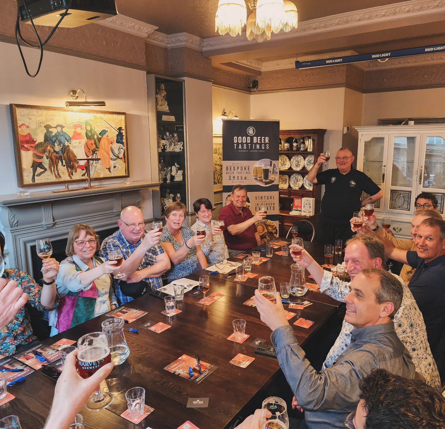 We had a great time having @desdemoor over to host a guided @harveysbrewery @goodbeertastings beer tasting!
Give them a follow if you'd like to join in the fun!
Remember we hire out our room FREE for anyone enjoying beer & food here!