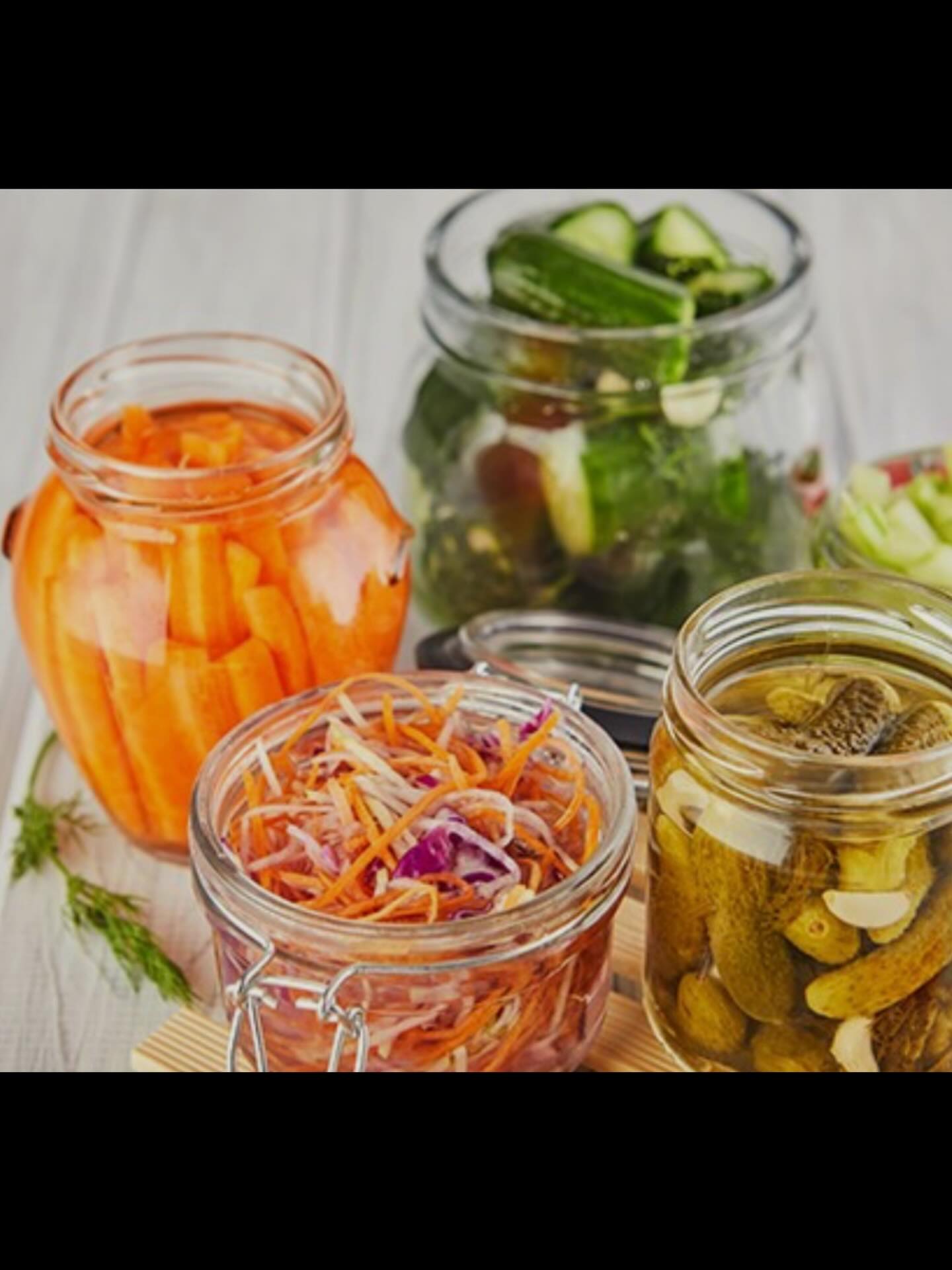 Fermenting Workshop , an evening of live cultures and slow transformation……
We will be tasting kombucha and learning about the first and second ferment and you will take home your own scoby to start brewing…..
We will then make seasonal turnip kimchi-vibrant, alive and yours to carry home …
Small groups ..
If you have been curious about fermentation , this is your moment. .
💙