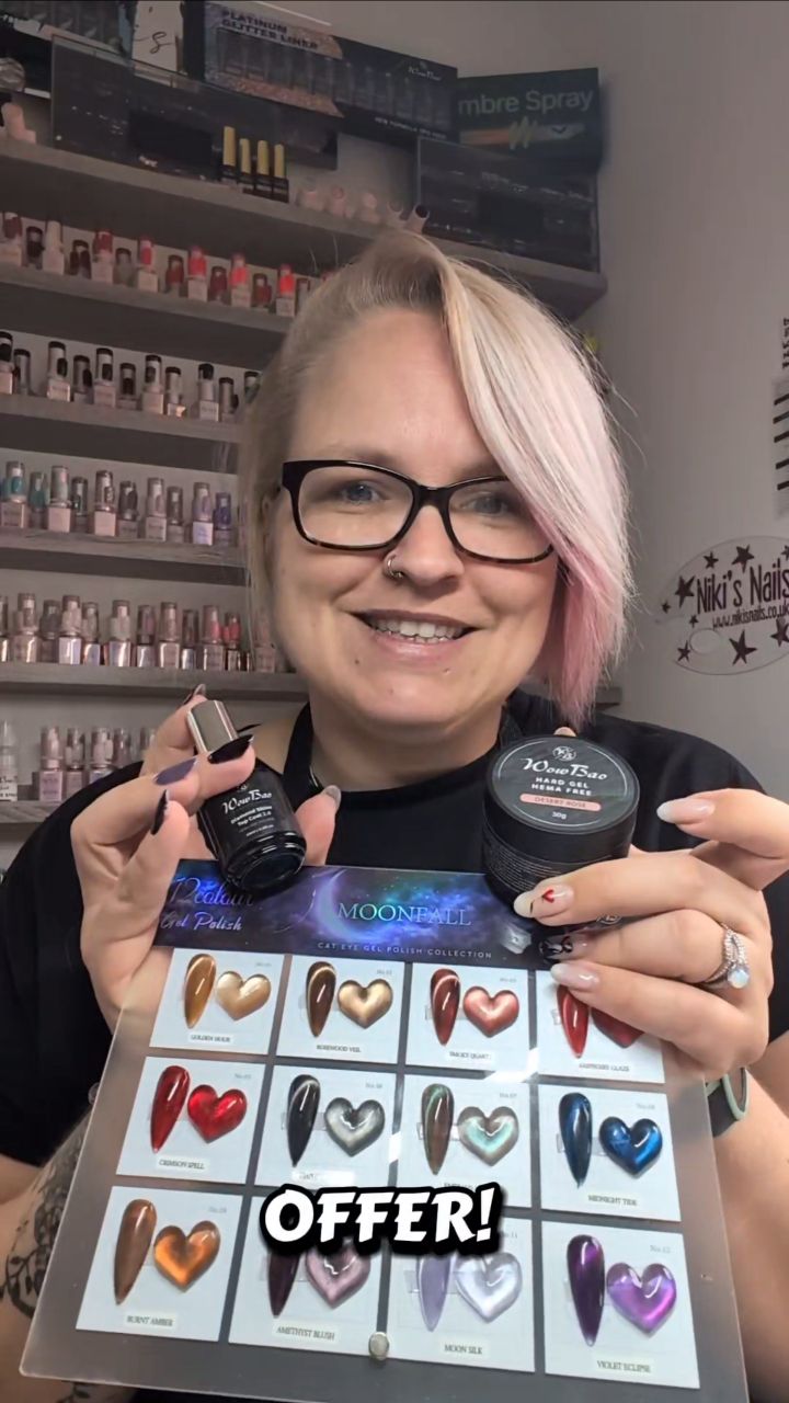 These are my top 3 @wowbaonails products, what are your top 3?
If you haven't tried them before use code NIKIWB10 to save 10% search 'Try Me' to see some trial kits which all include base and top coat too 🫶🏼💕